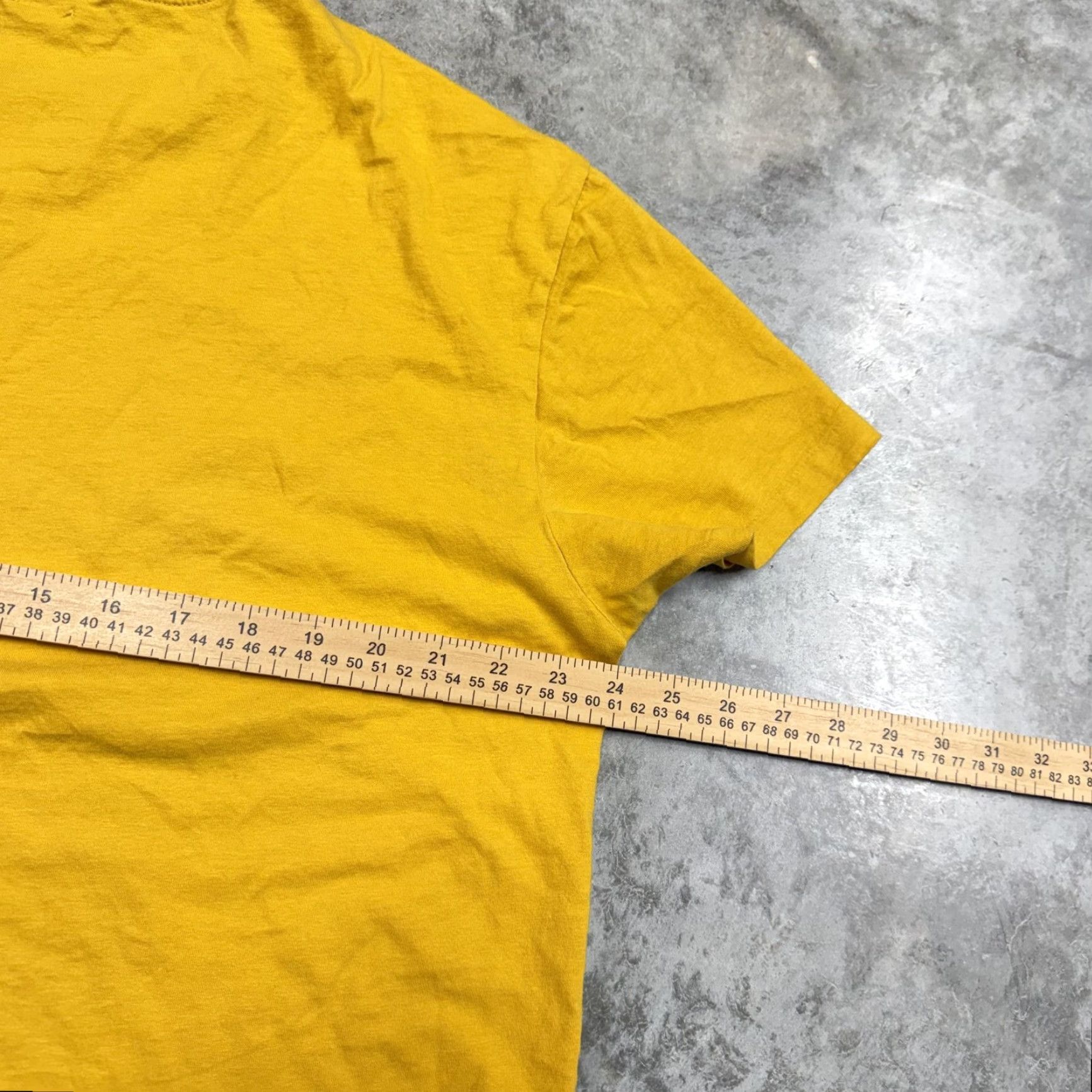 Polo Ralph Lauren Polo Ralph Lauren Shirt Mens Large Yellow RL67 Logo Graphic Tee Classic Fit Size US L / EU 52-54 / 3 - 7 Thumbnail