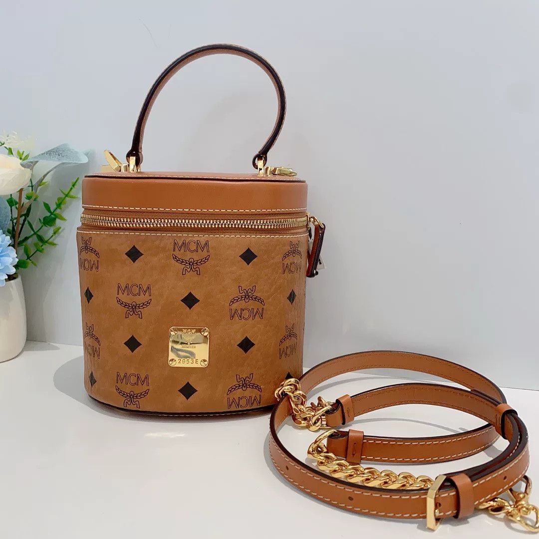 MCM Pre-loved Bag Very good condition Size ONE SIZE - 1 Thumbnail