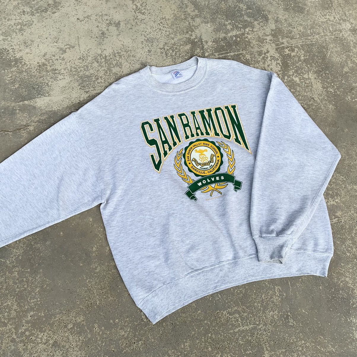 Jerzees × Vintage Vintage 90s Jerzees San Ramon Wolves Sweatshirt Size US L / EU 52-54 / 3 - 1 Thumbnail