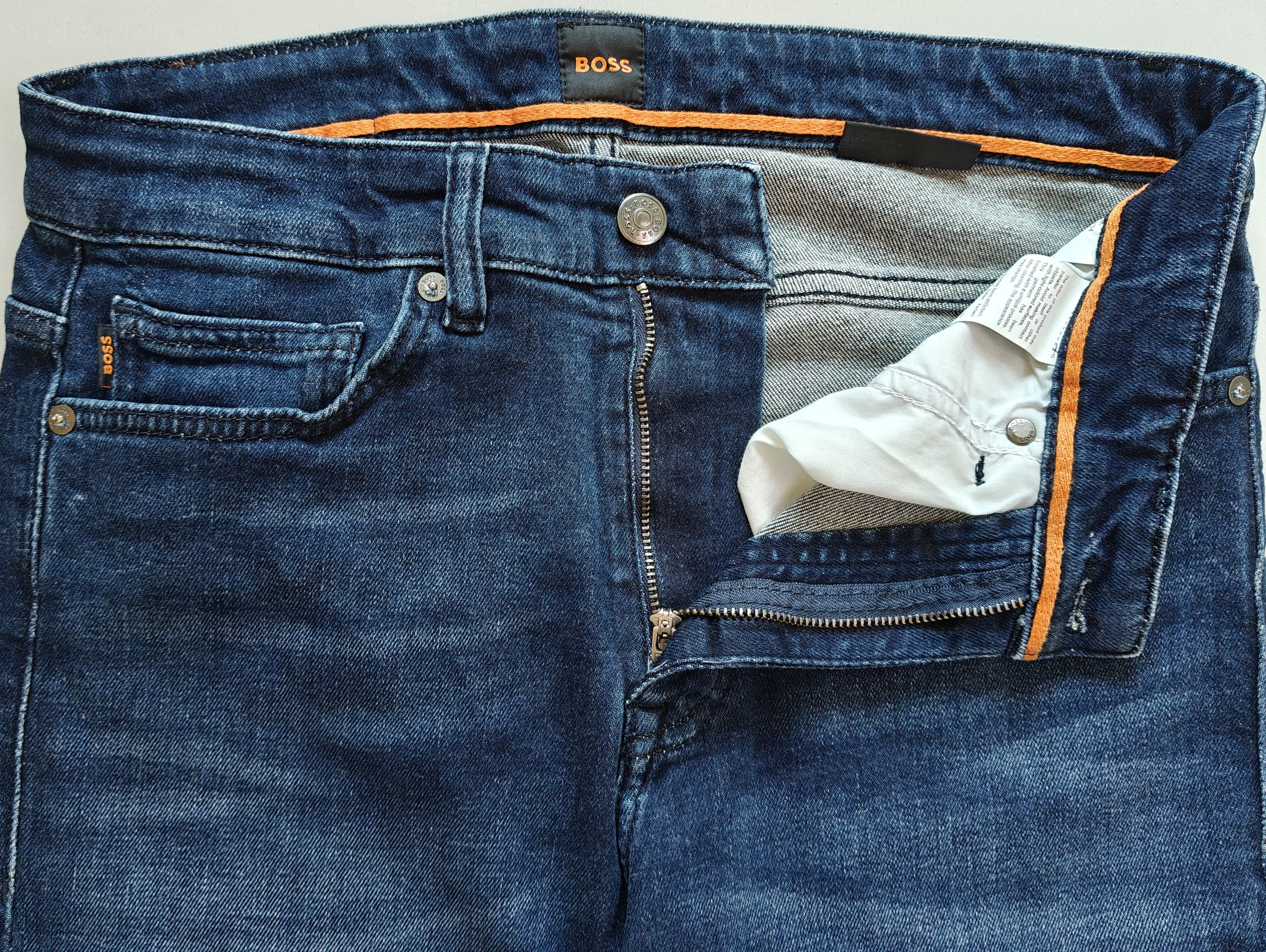 Hugo Boss HUGO BOSS DELAWARE slim fit Jeans Free Shipping T/6076 Size US 30 / EU 46 - 11 Thumbnail