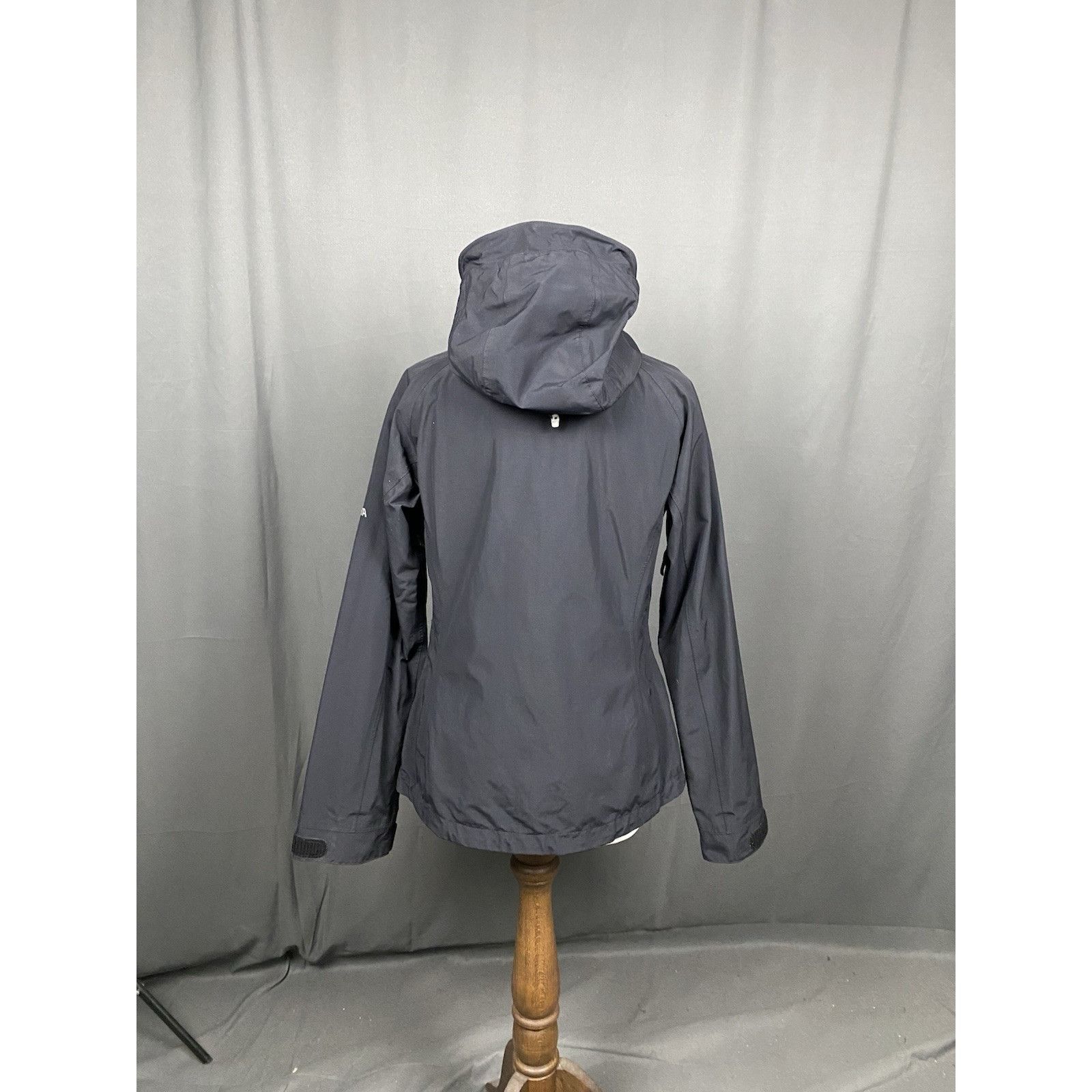 Norrona Norrona Vidda GTX Women's Black Gore-Tex Windbreaker Jacket Size XS / US 0-2 / IT 36-38 - 7 Thumbnail