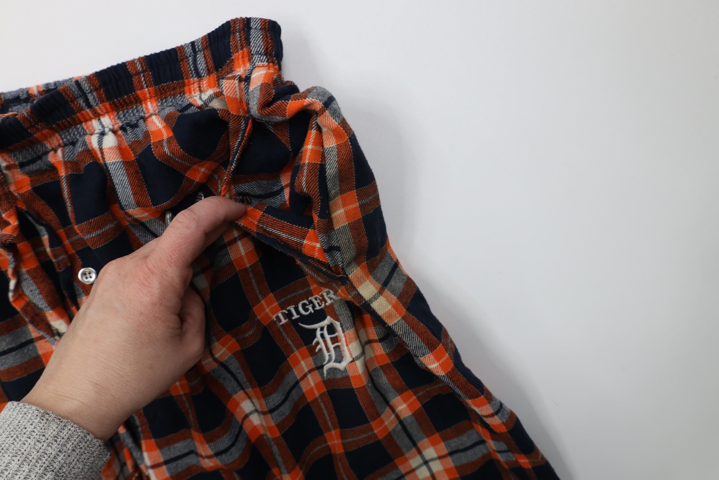 Vintage Vintage Y2K MLB Tigers Baseball Wide Leg Pajamas Pants Size US 38 / EU 54 - 8 Thumbnail