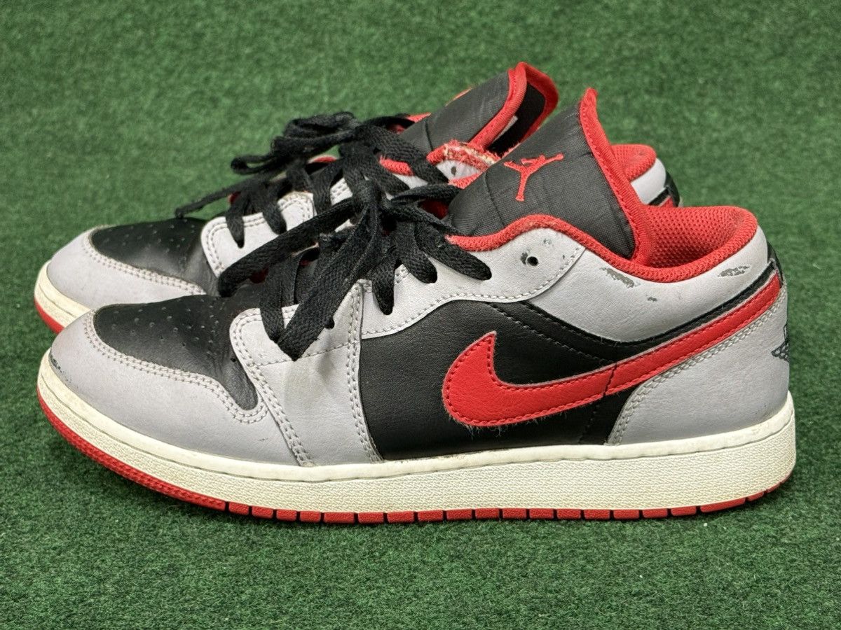 Jordan Brand Air Jordan 1 Retro Low Cement Fire Red 553560-060 Size US 7 / EU 40 - 1 Thumbnail