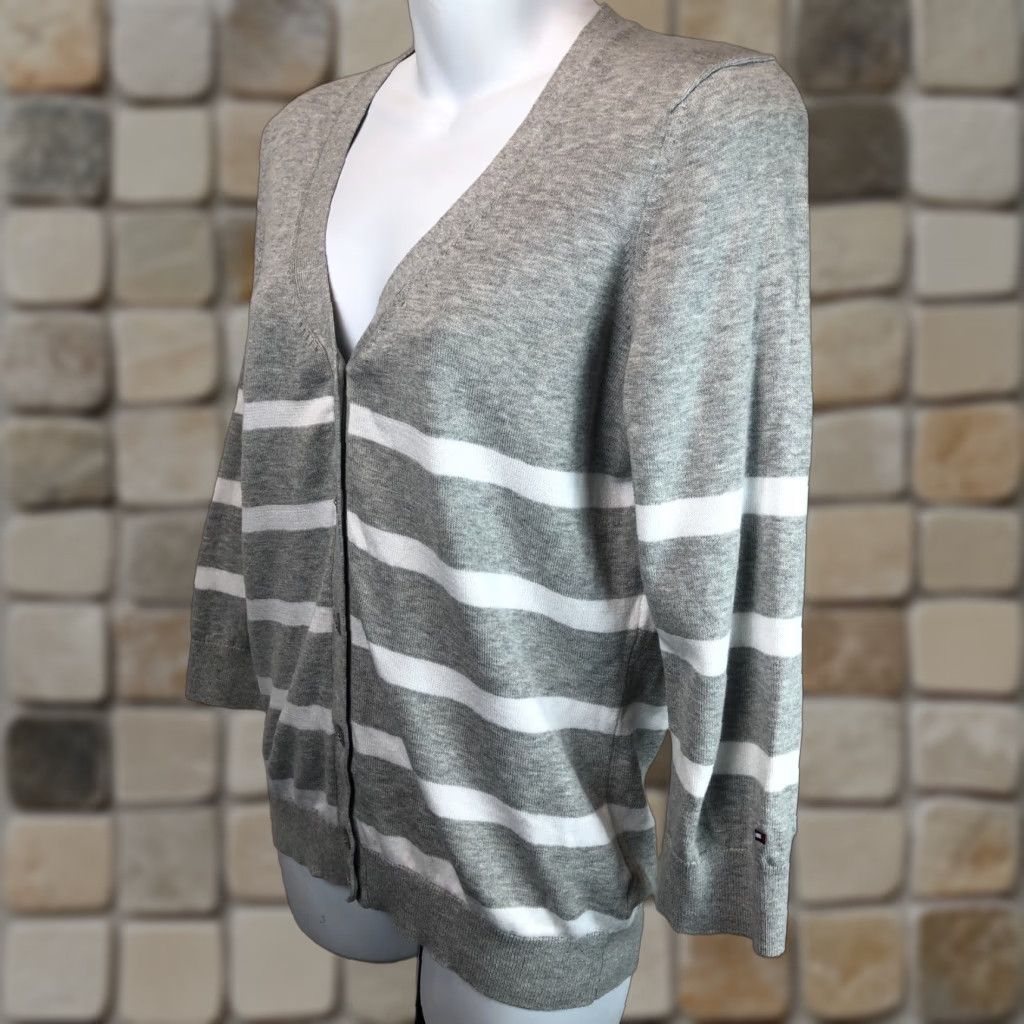 Tommy Hilfiger VINTAGE Tommy Hilfiger Cardigan Knit 3/4 Sleeve Gray M Y2K Preppy Wool? Cotton? Wait. Size M / US 6-8 / IT 42-44 - 1 Thumbnail