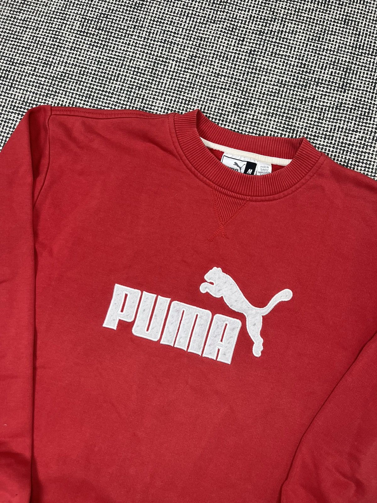 Puma × Vintage Puma y2k iconic logo crewneck sweatshirt vintage Size US M / EU 48-50 / 2 - 2 Thumbnail