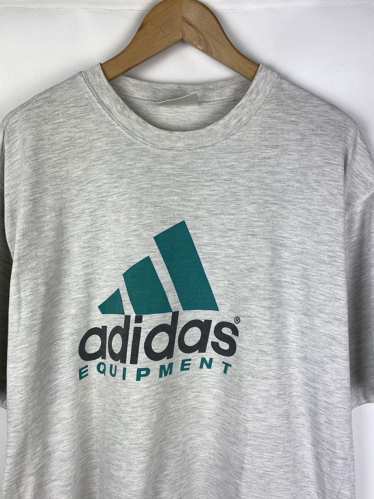 Vintage Adidas Equipment vintage men’s big logo t shirt size Xl Size US XL / EU 56 / 4 - 8 Thumbnail