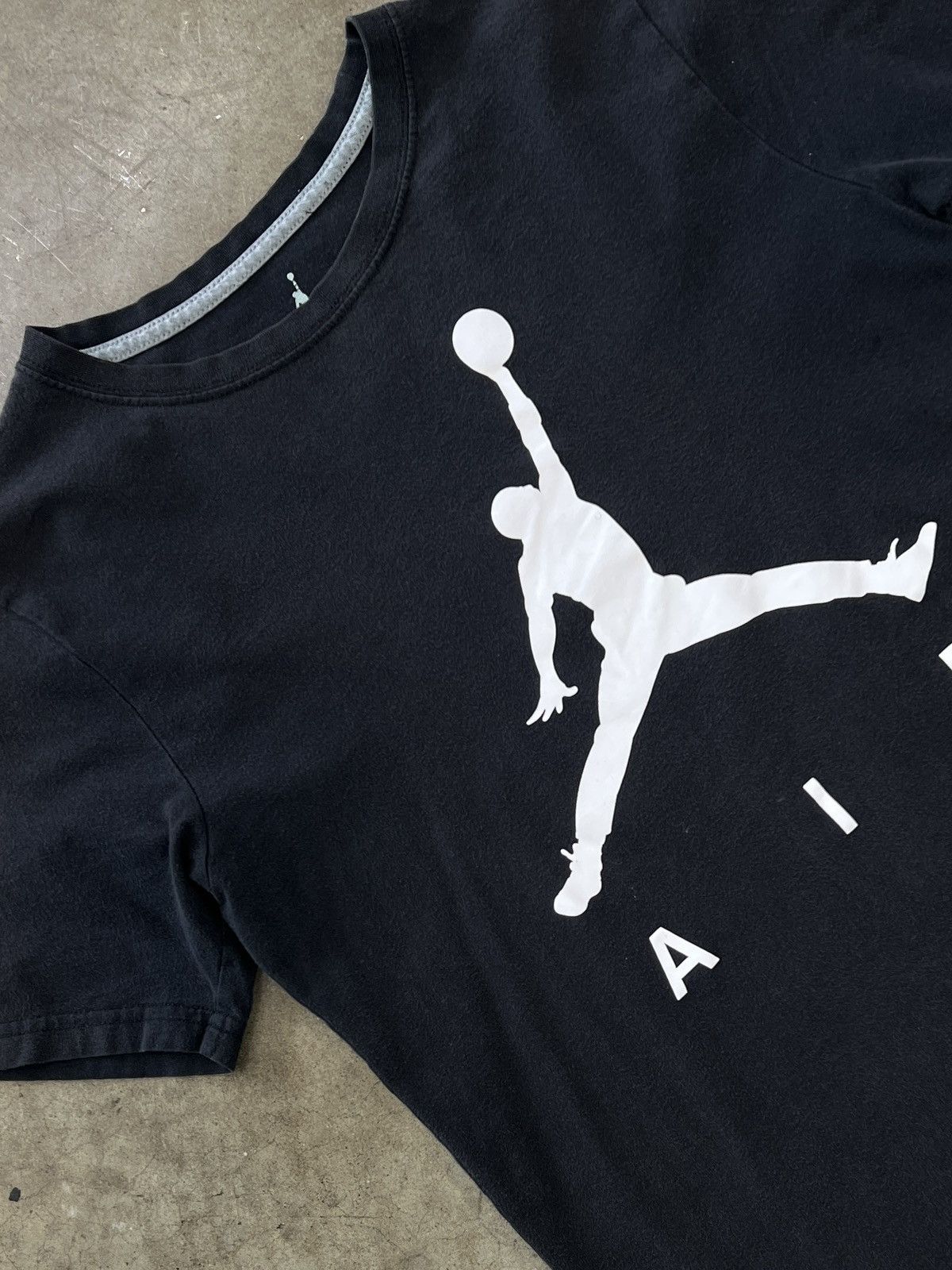 Jordan Brand Air Jordan Jumpman Logo Tee Youth XL Size US XXS / EU 40 - 1 Thumbnail