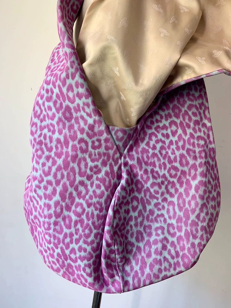 Vivienne Westwood Vivienne Westwood size os Purple leopard print tiger head b Size ONE SIZE - 5 Thumbnail