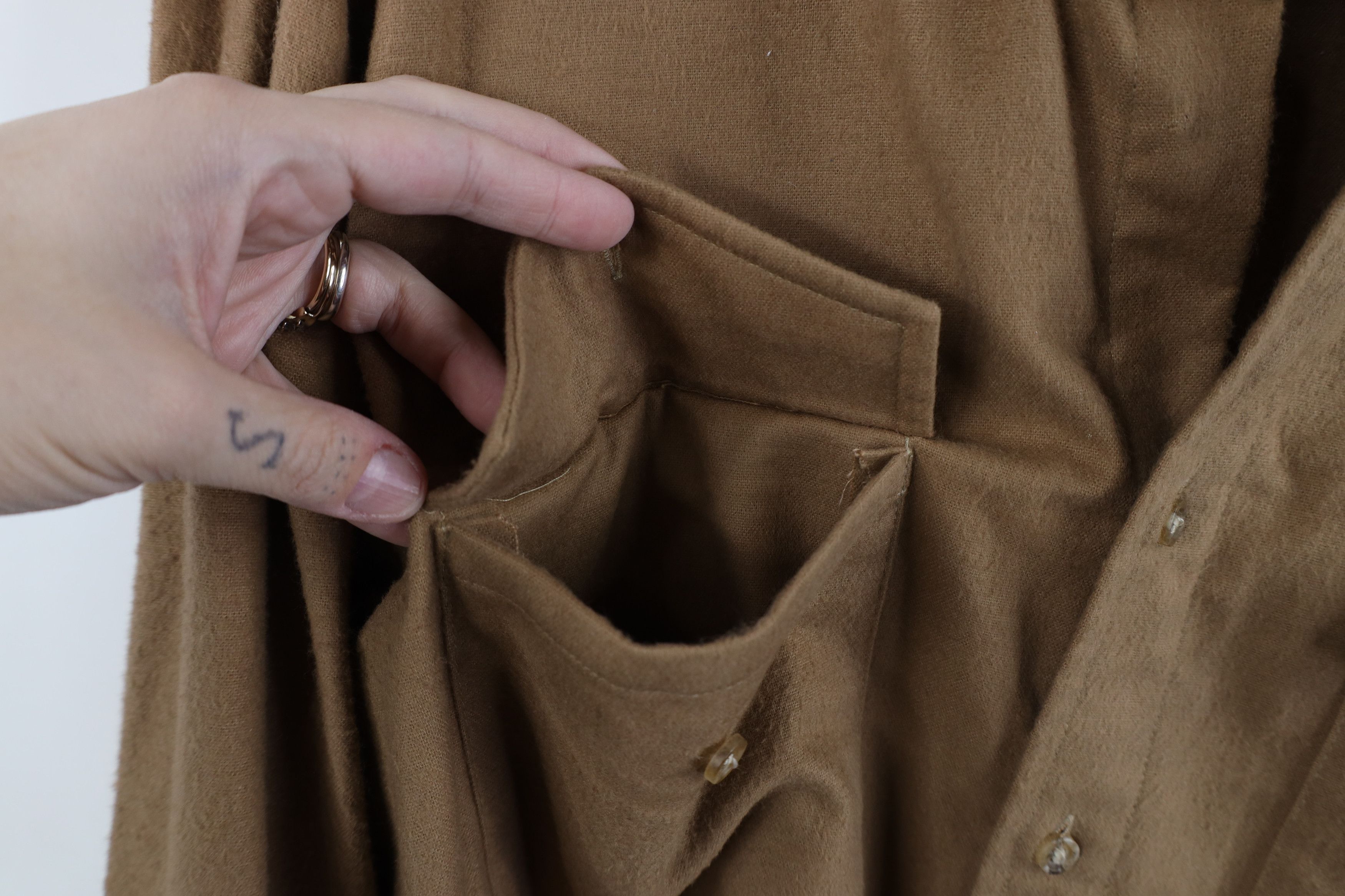 Vintage Vintage 90s Streetwear Chamois Cloth Button Shirt Brown Size US M / EU 48-50 / 2 - 5 Thumbnail