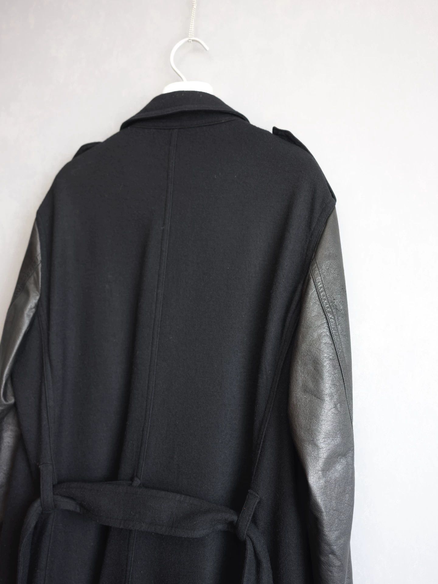 Yohji Yamamoto YohjiYamamoto12AWWoolCoatLeatherSleeves&WaistBelt Size US L / EU 52-54 / 3 - 6 Thumbnail