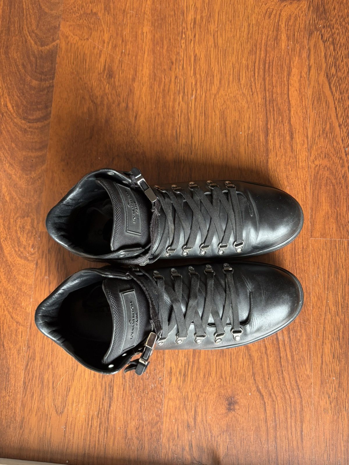 Louis Vuitton Louis Vuitton damier infini hi top leather sneakers Size US 10 / EU 43 - 10 Thumbnail