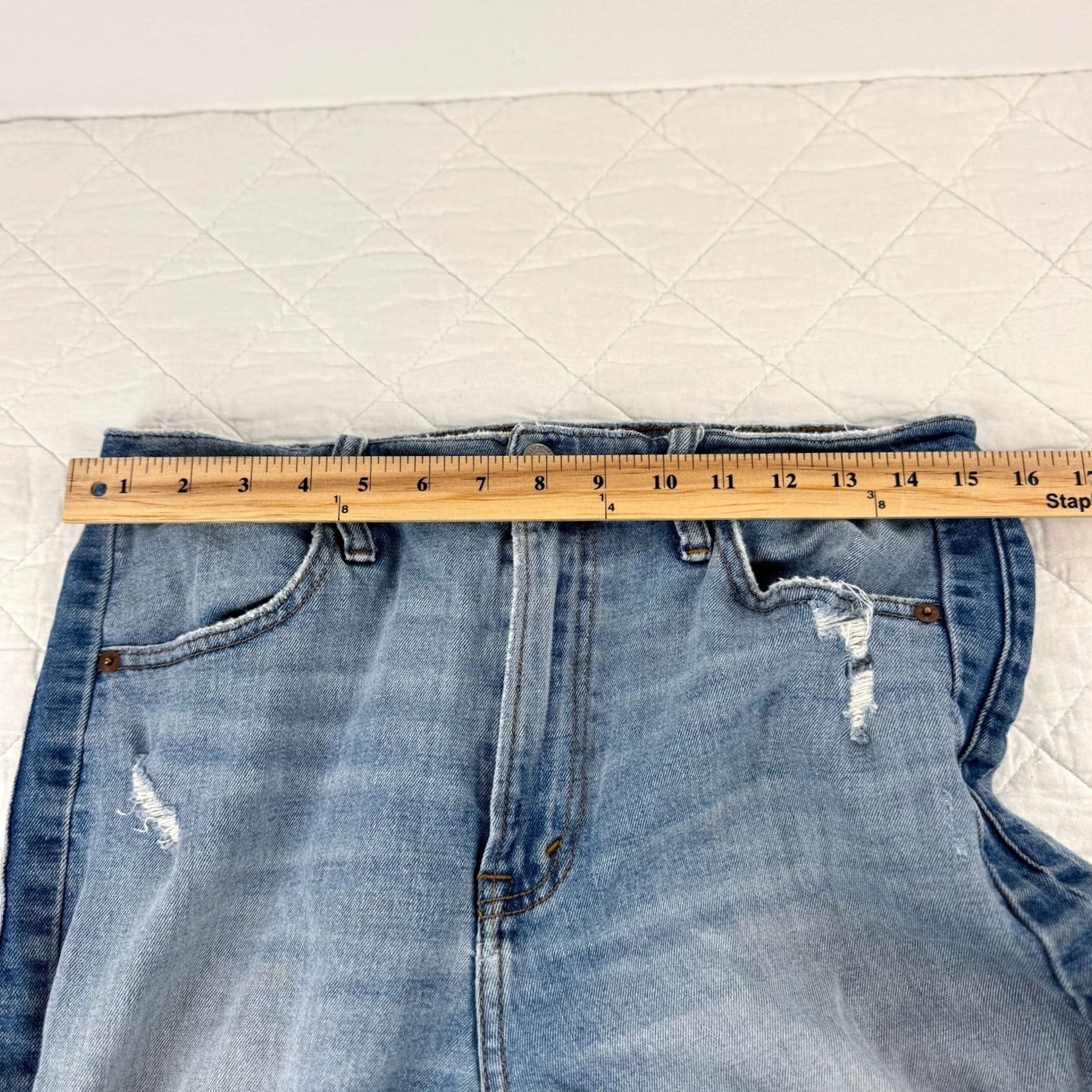 Abercrombie & Fitch Abercrombie & Fitch Zoe Natural Rise Ankle Straight Jeans Distressed Stripe Blue 12R Womens Size 34" / US 12 / IT 48 - 4 Thumbnail
