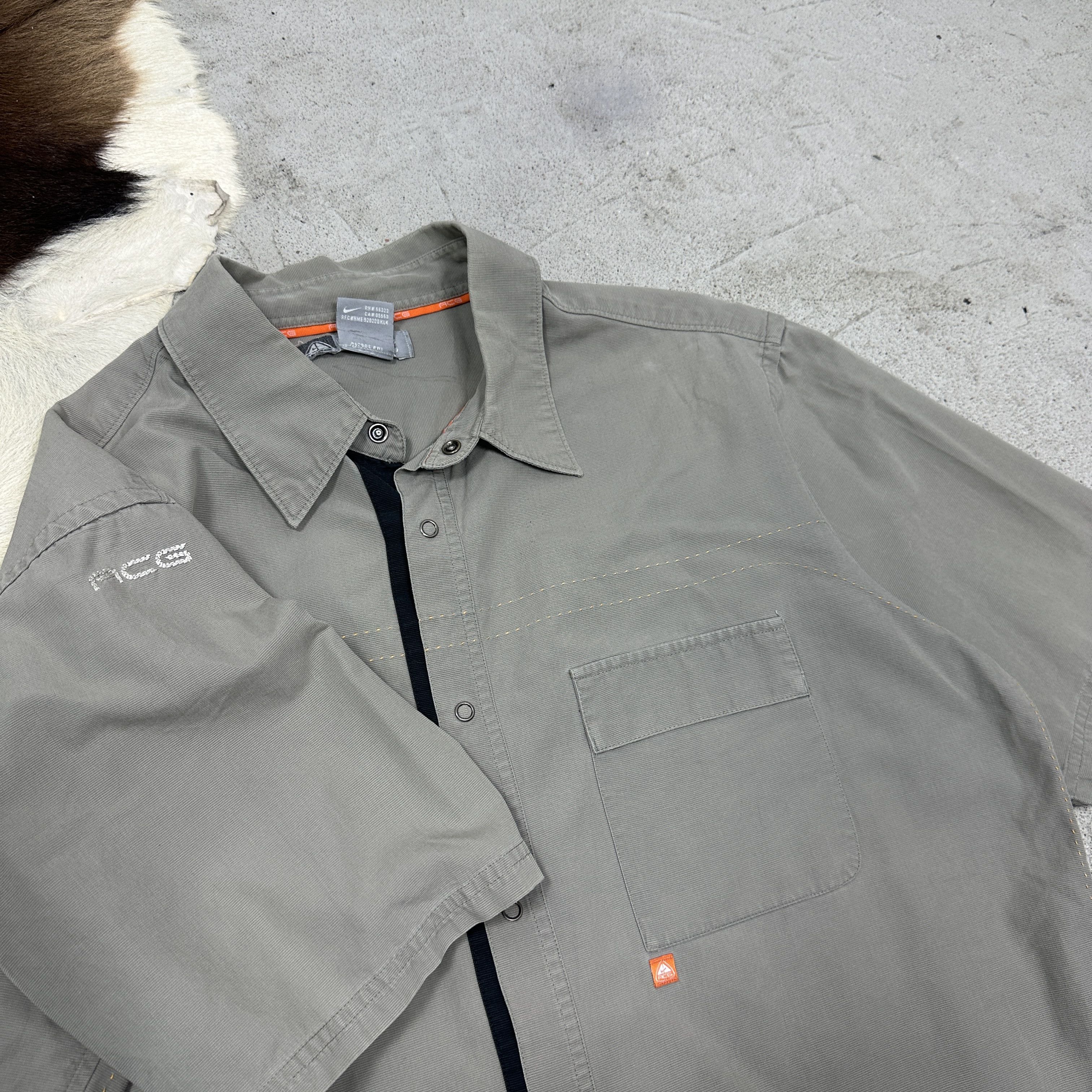 Nike Vintage Casual Streetwear Sporty Y2K Nike ACG Shirt Size US L / EU 52-54 / 3 - 2 Thumbnail