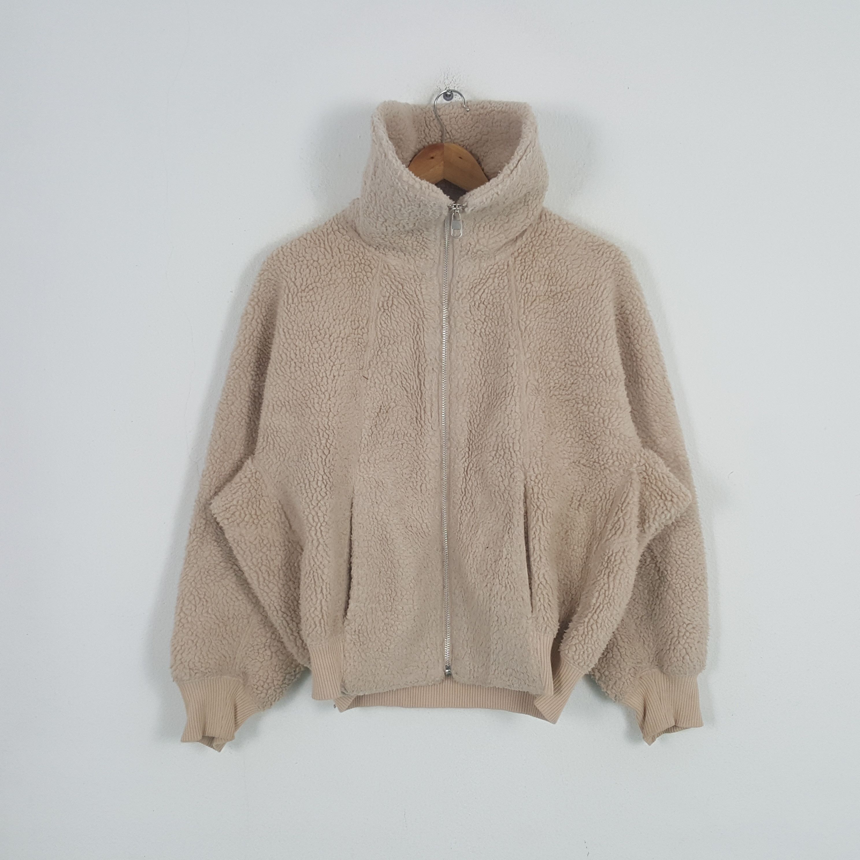 Japanese Brand × Undercover × Vintage Vintage Uniqlo Undercover Custom Logo Sherpa Jacket C279N9 Size US L / EU 52-54 / 3 - 2 Thumbnail