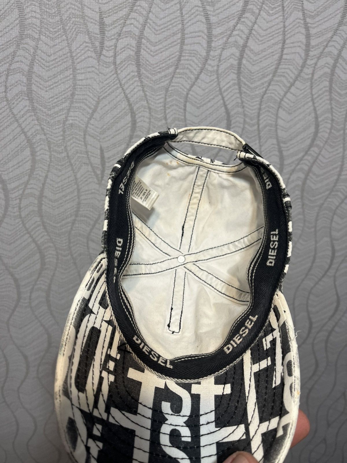Diesel Diesel Vintage Avant Garde Multilogo Distressed Cap Size ONE SIZE - 8 Thumbnail