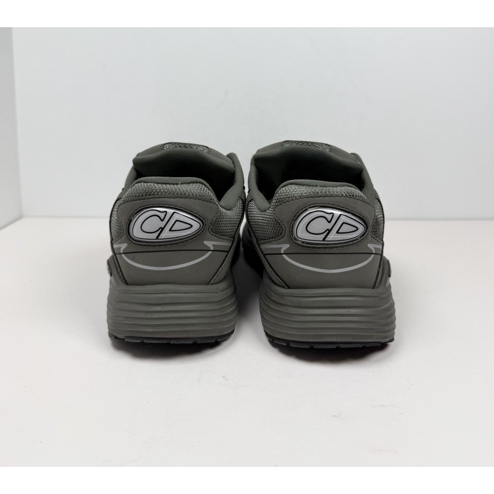 Dior Size 41EU/8US - Dior B30 Reflective Olive Sneakers Size US 8 / EU 41 - 4 Thumbnail