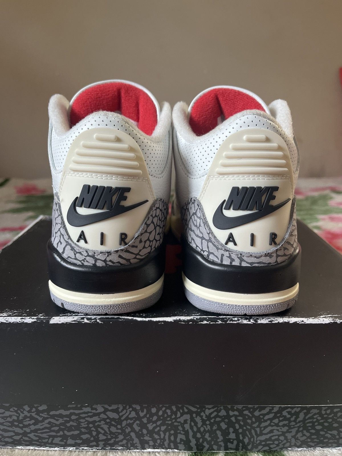 Jordan Brand Air Jordan 3 reimagine Size US 5 / EU 37 - 4 Thumbnail