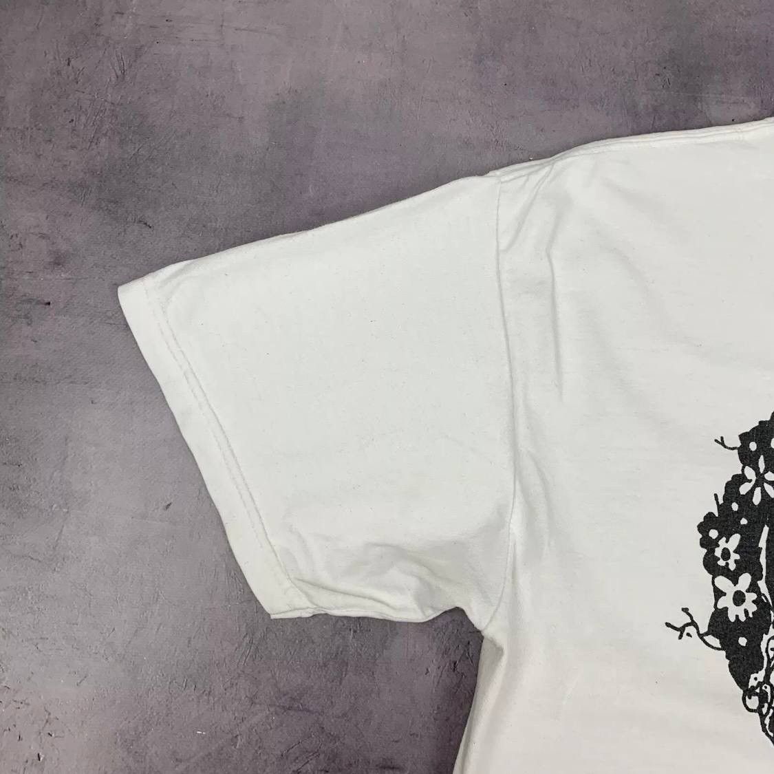 Other Places + Faces Skateboard SK8 Flowers Tee Big Logo Size US L / EU 52-54 / 3 - 4 Thumbnail
