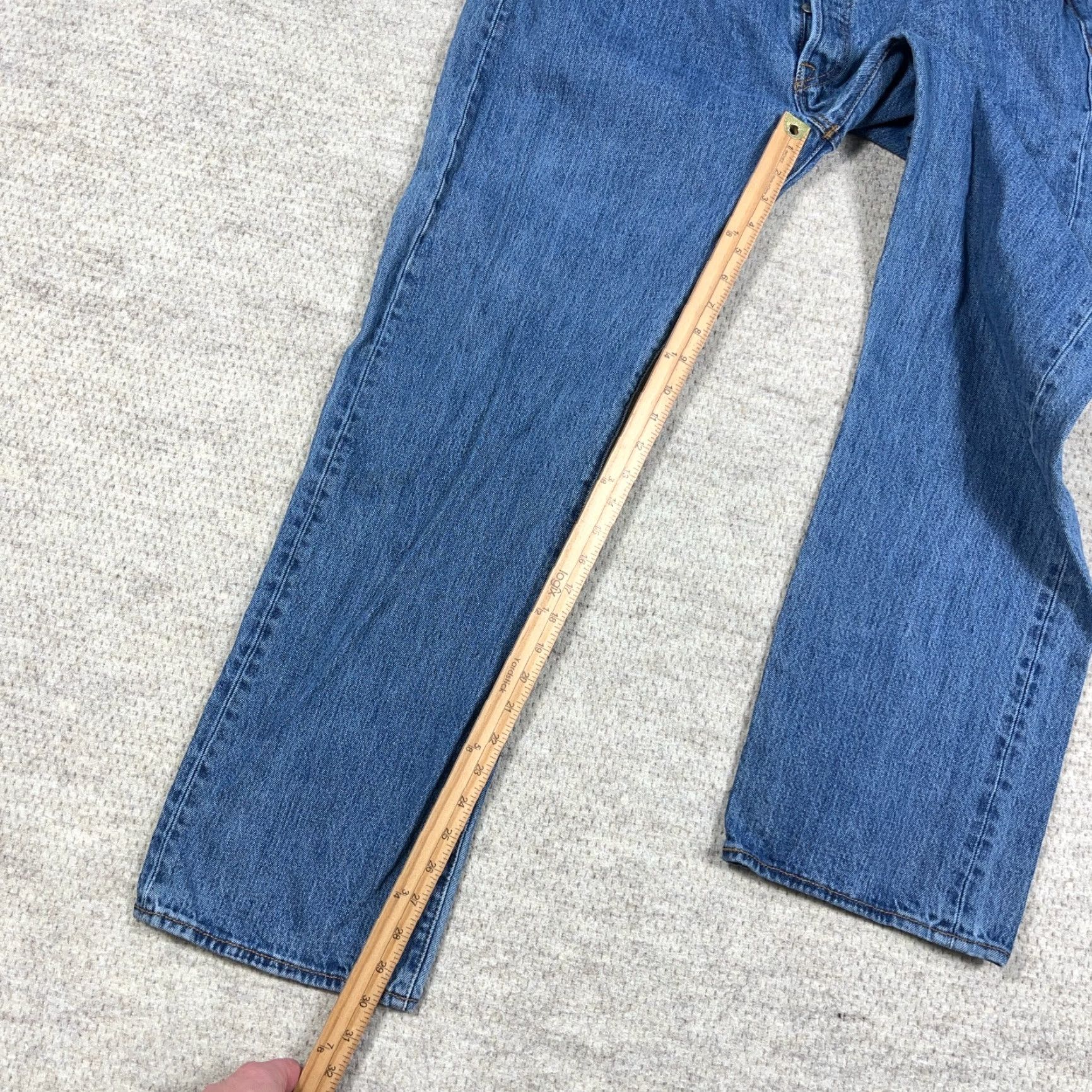 Levi's VINTAGE Levi's 501 Jeans Men 38x32 Straight Regular Fit Med Wash Button Fly Faded Size US 38 / EU 54 - 7 Thumbnail