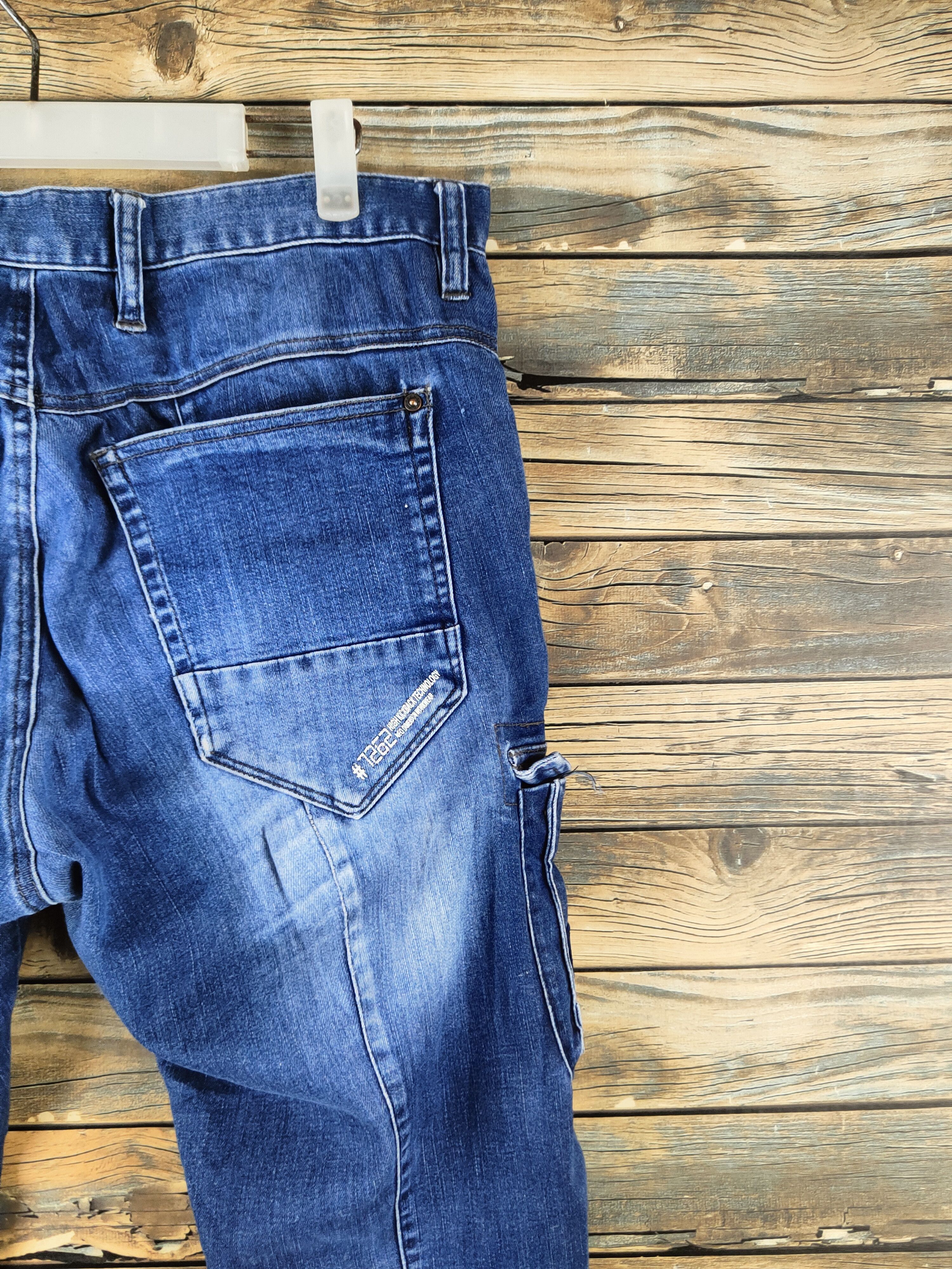 Japanese Brand I'z Frontier Blue Distressed Ripped Jeans #S2927 Size US 35 - 15 Thumbnail