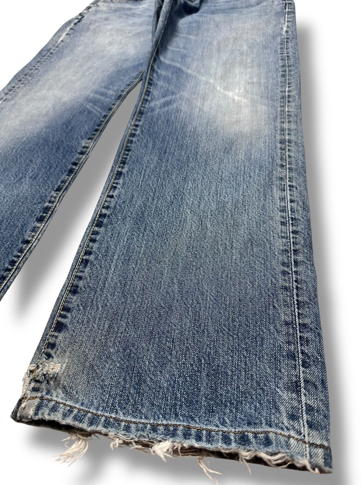 Uniqlo Vintage Uniqlo UJ Straight Leg Distressed Jeans with Faded Size US 36 / EU 52 - 13 Thumbnail