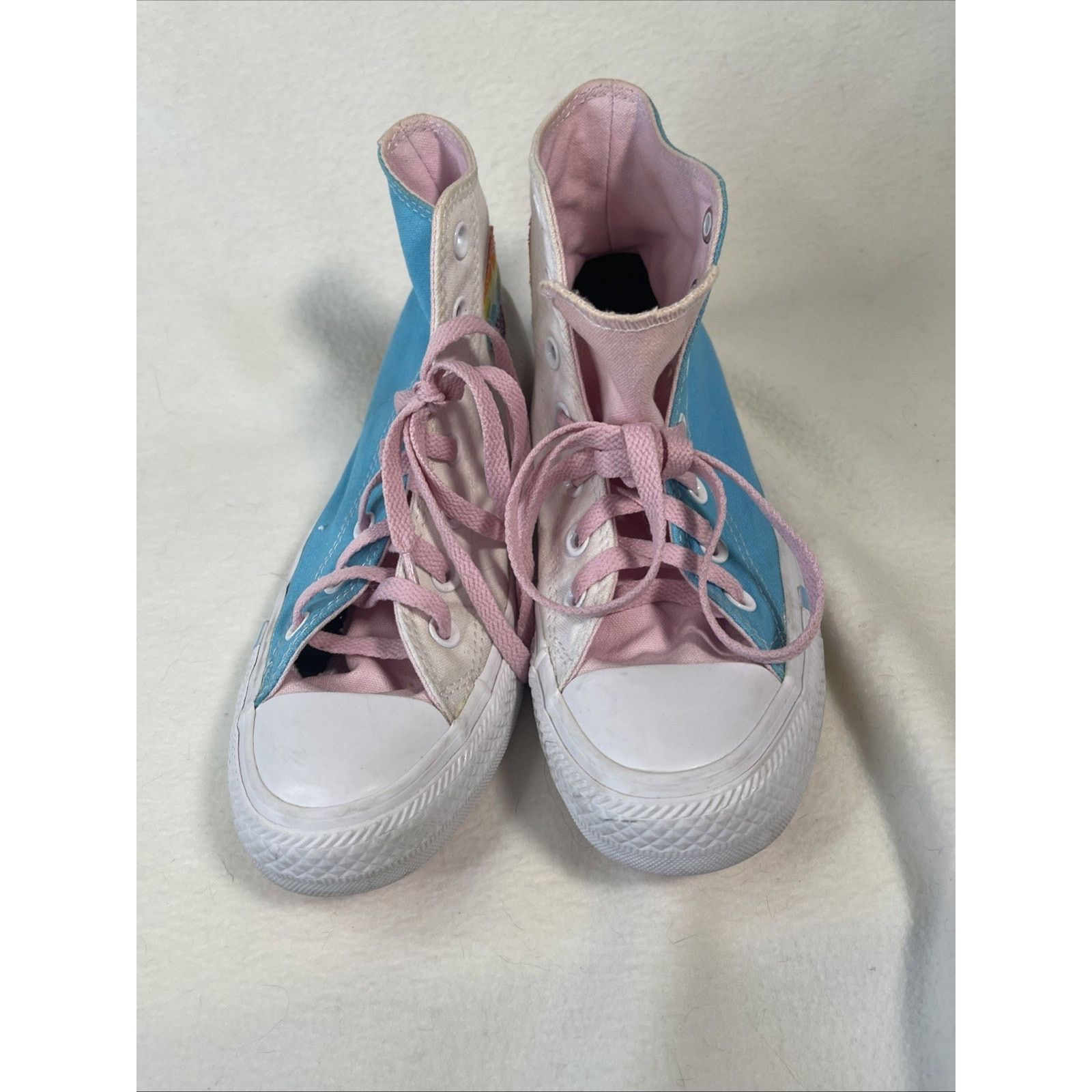 Converse Converse PRIDE sneakers women's 7, men’s 5- EUC Size US 7 / IT 37 - 7 Thumbnail