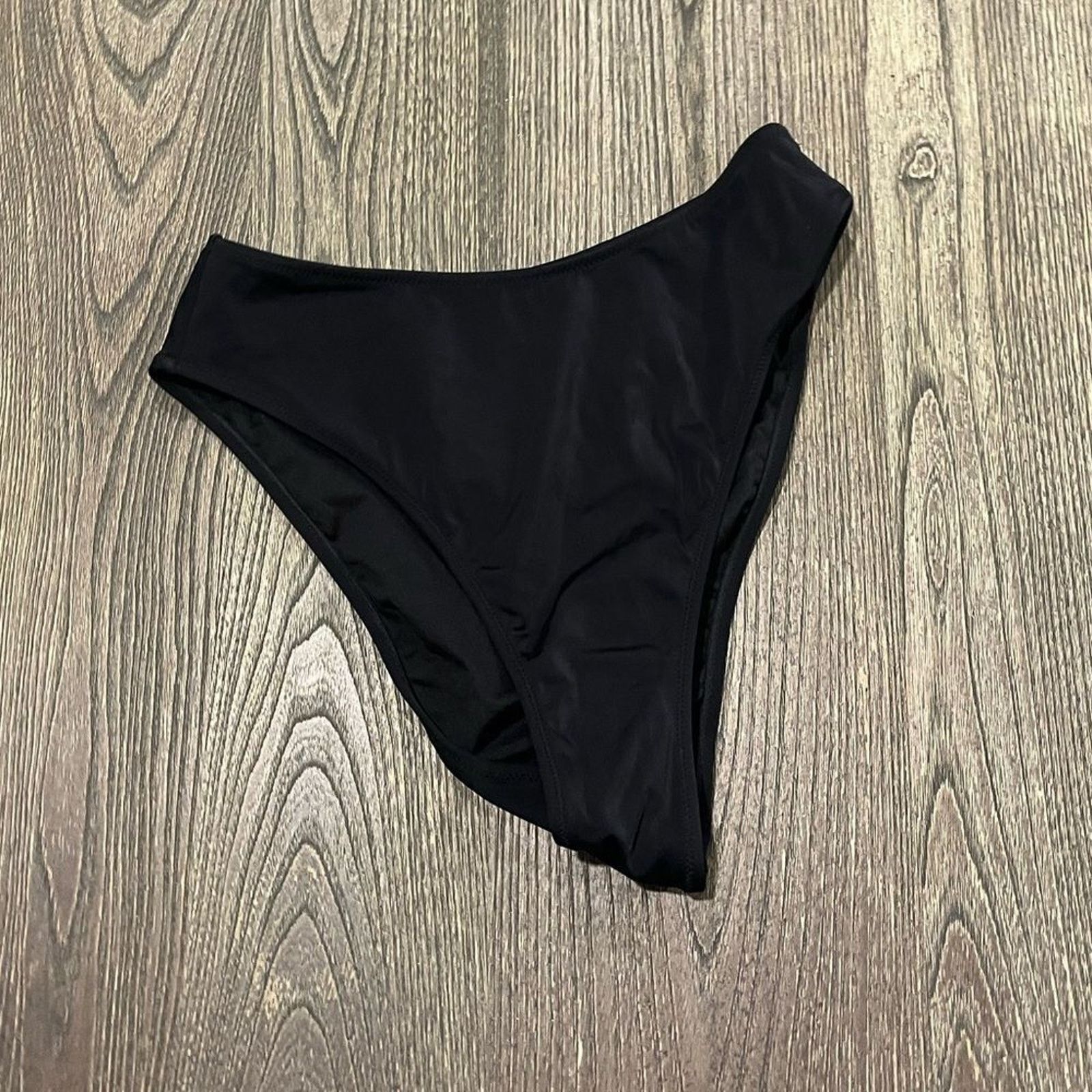 Victoria's Secret NWOT Victoria’s Secret High Waisted Cheeky Bikini Bottom M Size ONE SIZE - 1 Thumbnail