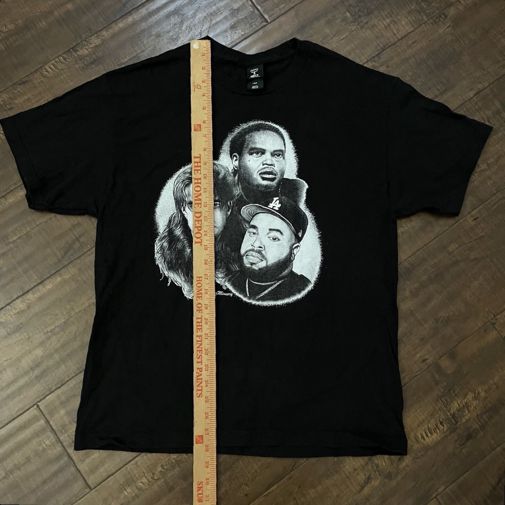 Hanes BonEs In Loving Memory Tour Shirt Eddy Baker Xavier Wulf Team SESH Music Rap Tee Size US L / EU 52-54 / 3 - 8 Thumbnail