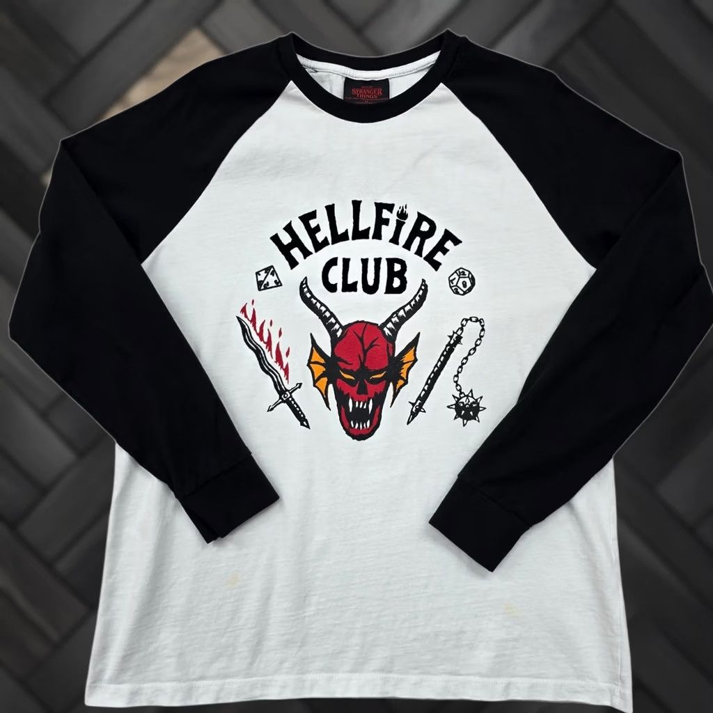 Vintage Netflix Hellfire Club Raglan Long Sleeve T-Shirt White/Black M Men Size US M / EU 48-50 / 2 - 1 Thumbnail