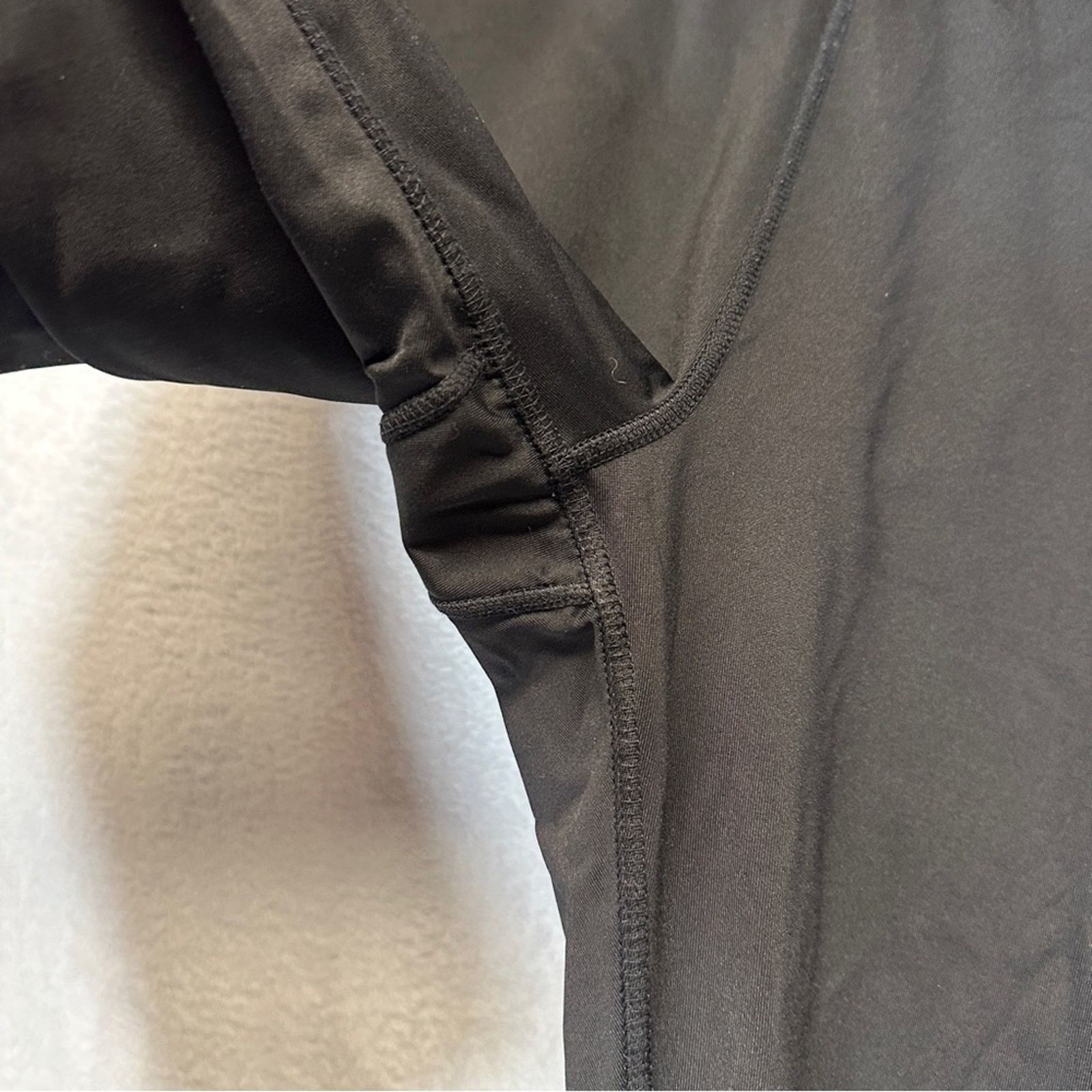 Athleta Athleta Black Mid Rise Drawstring Cropped Legging Pants Sz M Size 28" / US 6 / IT 42 - 6 Thumbnail