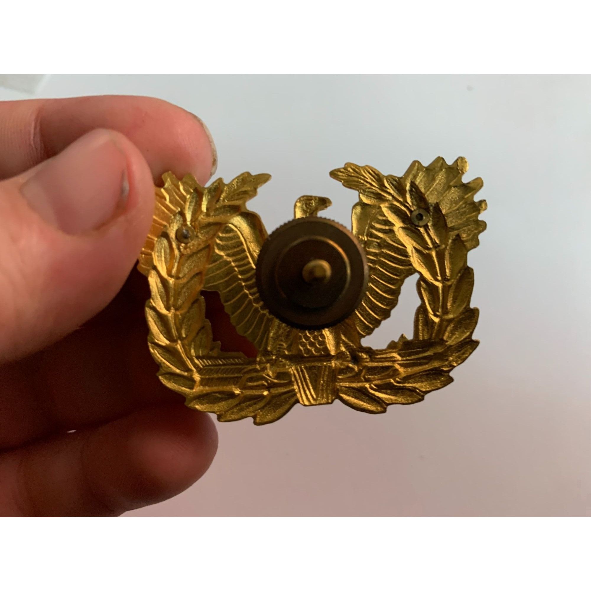 Other Vintage US Army Warrant Officer's Cap Eagle Pin with Screw B Size ONE SIZE - 3 Thumbnail