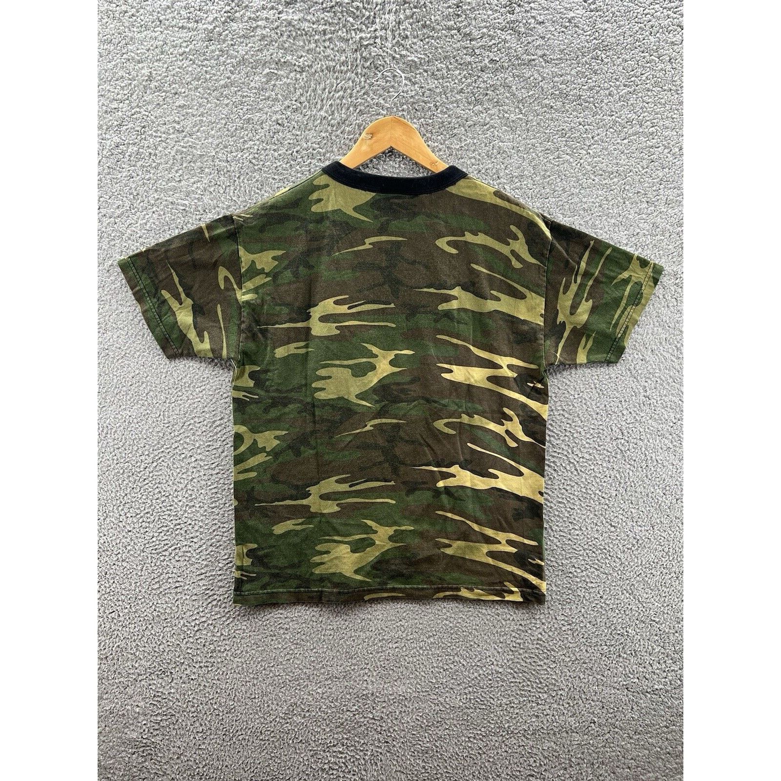 Other Top Heavy Pssst Over Here In The Bushes Camo T-Shirt Large Size US L / EU 52-54 / 3 - 2 Thumbnail