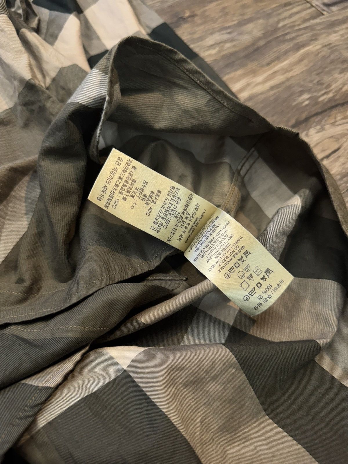 Burberry Burberry Plaid Button Up Size US M / EU 48-50 / 2 - 5 Thumbnail