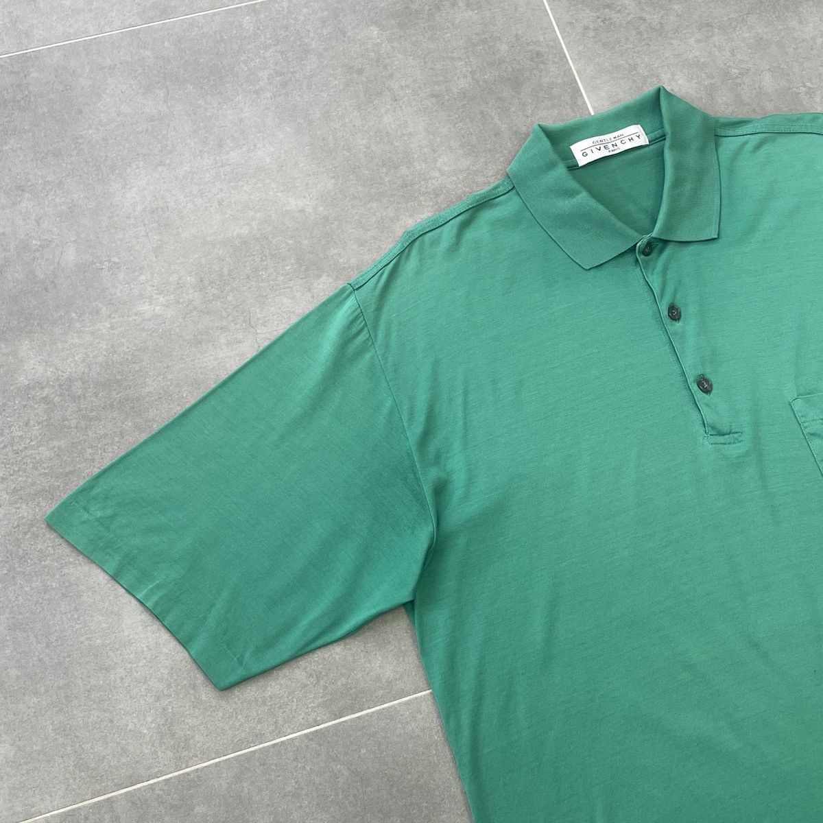 Givenchy × Vintage Vintage Givenchy Paris Gentleman Polo Shirt Size XL Size US XL / EU 56 / 4 - 3 Thumbnail