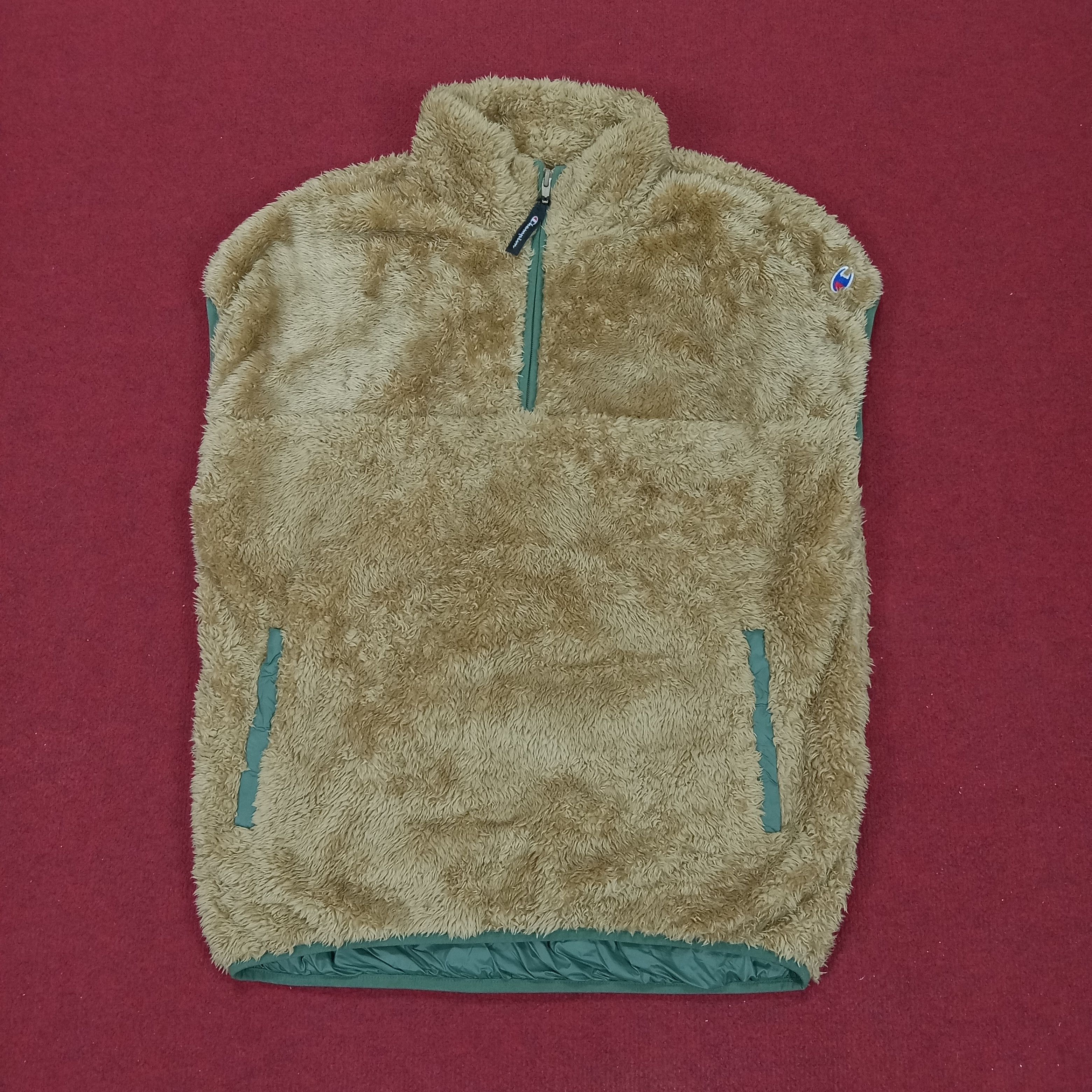 Champion Fleece Vest Camping Winter Style