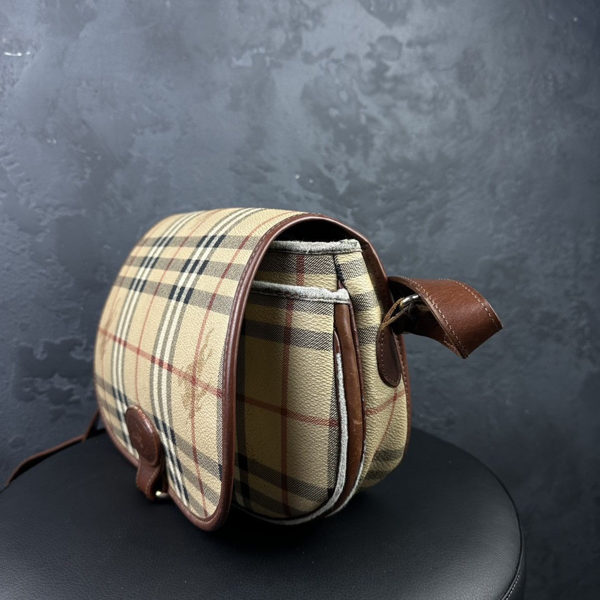 Burberry × Vintage Burberrys Nova Check Shoulder Bag Leather Beige Size ONE SIZE - 5 Thumbnail