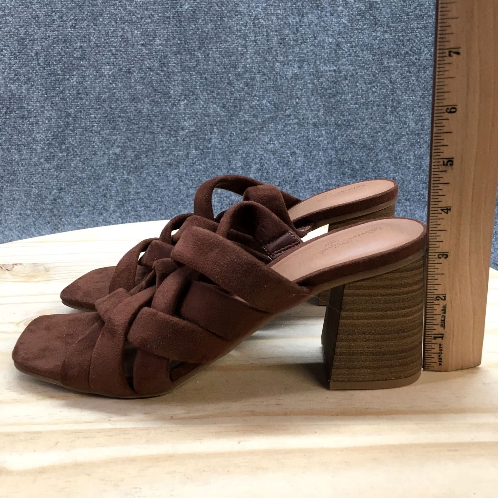 Vintage Universal Thread Sandals Womens 9.5 Slides Brown Block Heels Open Toe Casual Shoes Size US 10 / IT 40 - 7 Thumbnail