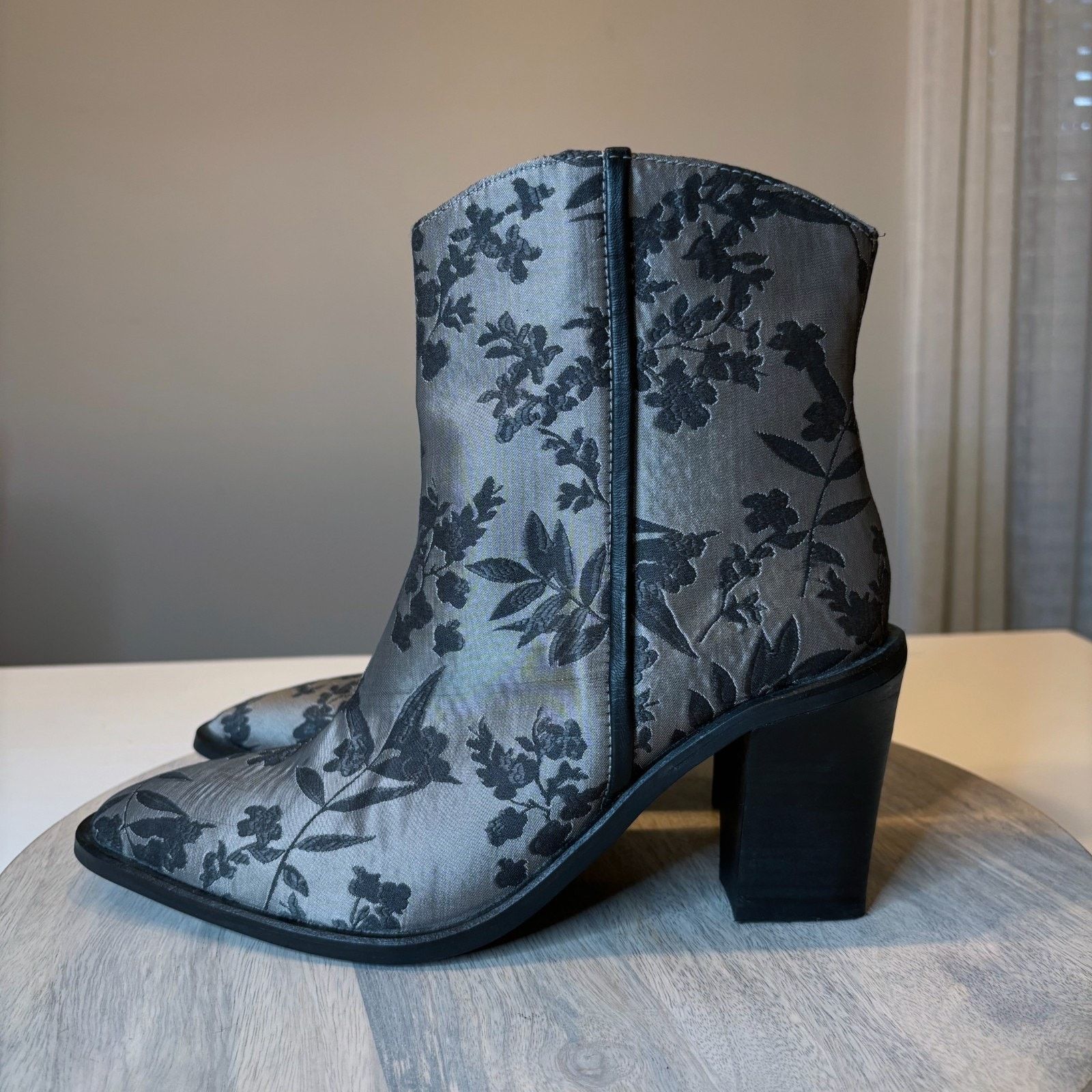 Free People Free People Barclay EU 41 Floral Jacquard Ankle Boots Sz 11 Size US 11 / IT 41 - 2 Thumbnail