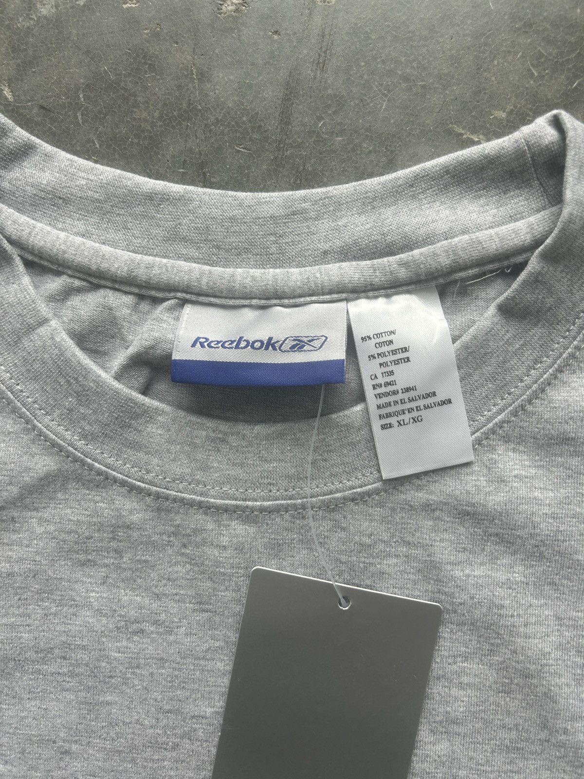 Reebok × Vintage BNWT Vintage Y2K Reebok Logo Tee Size US XL / EU 56 / 4 - 4 Thumbnail
