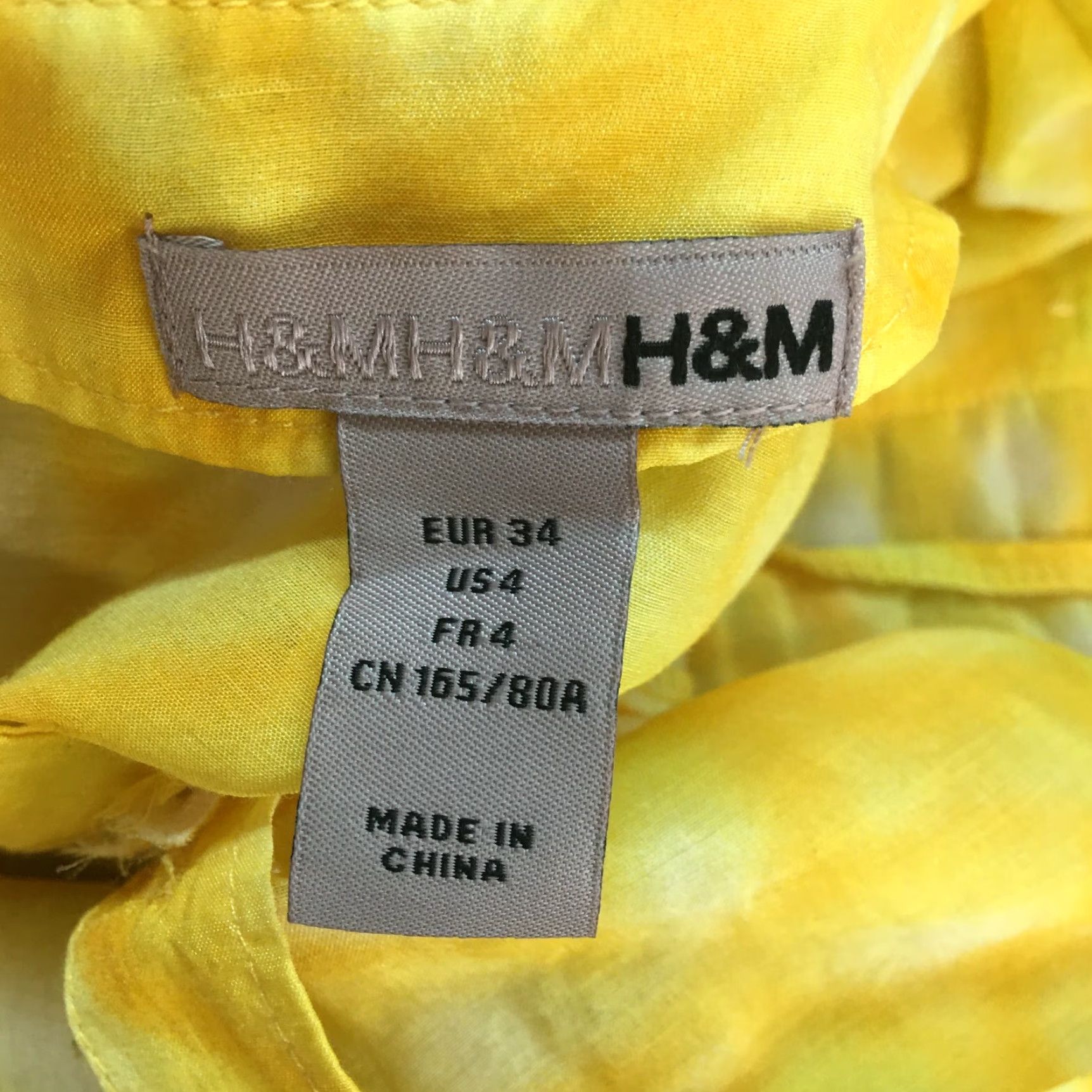 H&M H&M Blouse Women Regular Long Sleeve Yellow Top Size 4 Semi Sheer Paisley Snake Theme Shirt Size S / US 4 / IT 40 - 6 Thumbnail
