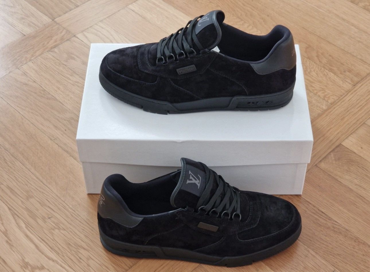 Louis Vuitton Louis Vuitton Uniform Sneakers - Black Suede. UK6. EU40 Size US 7 / EU 40 - 9 Thumbnail