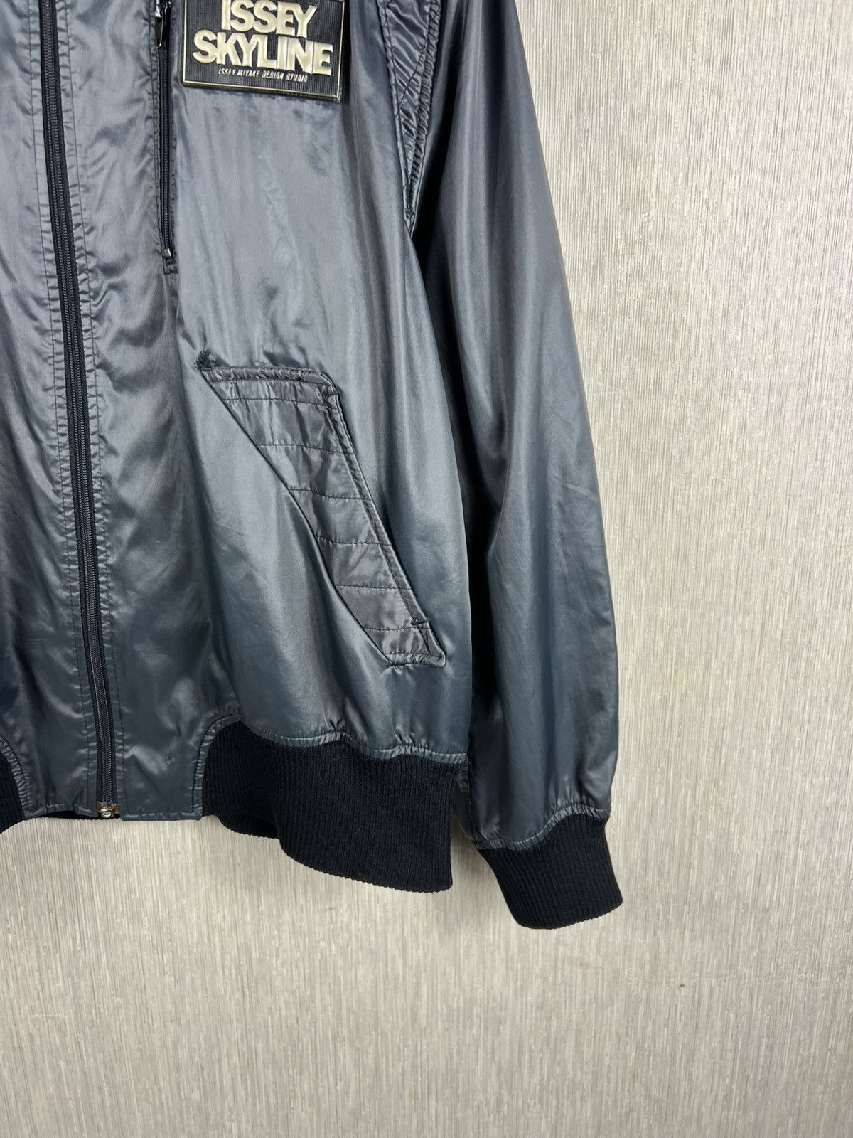 Issey Miyake Archive 80s Issey Miyake design studio skyline nylon jacket Size US L / EU 52-54 / 3 - 6 Thumbnail