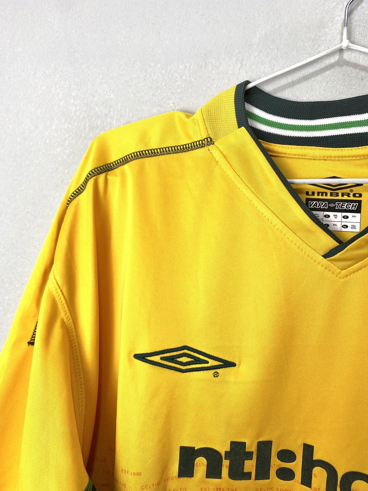 Umbro Vintage 2000’s Umbro Celtic Soccer Jersey T Shirt Size US XXL / EU 58 / 5 - 5 Thumbnail