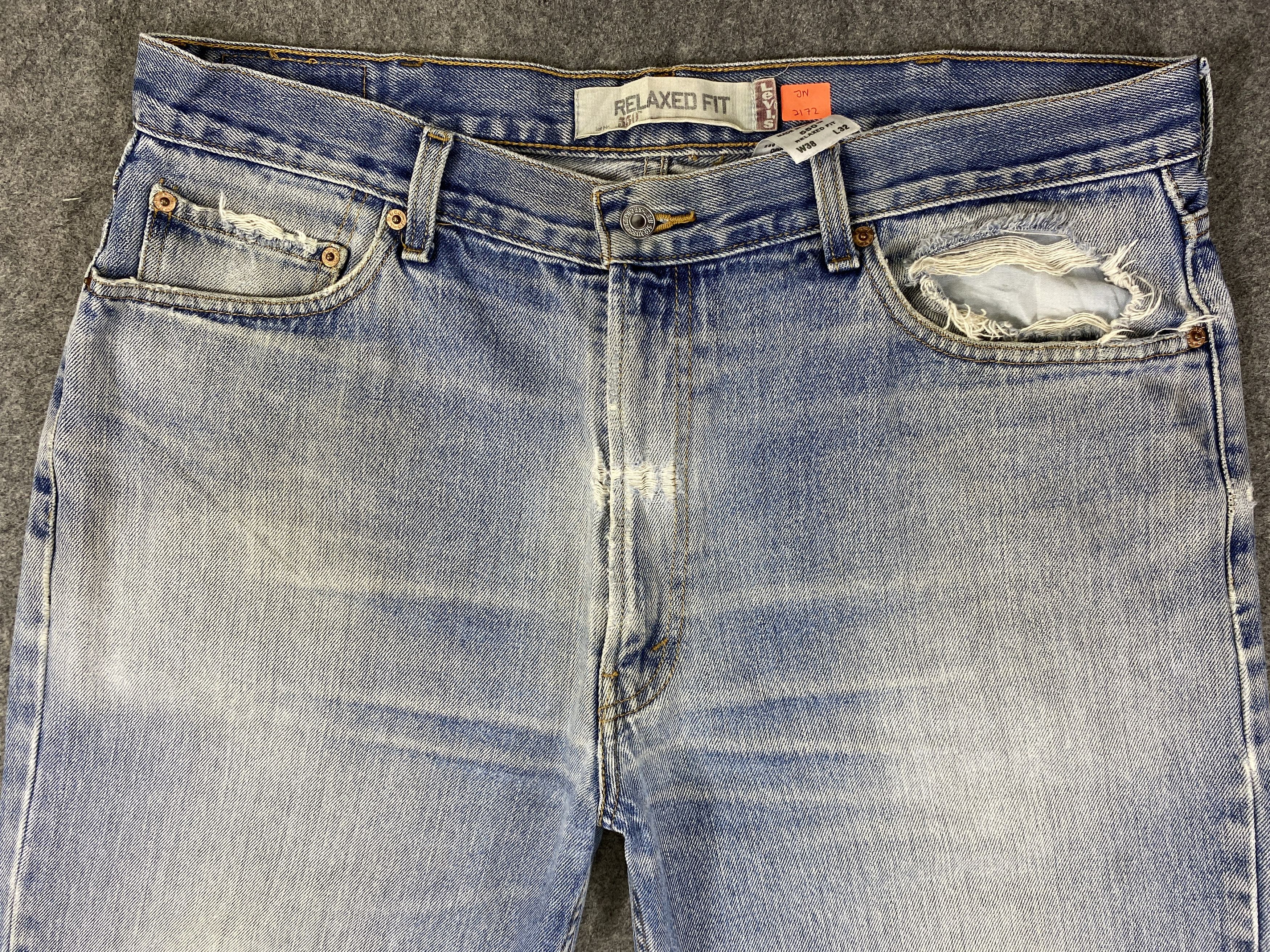 Levi's Distressed Blue Vintage Levi's 550 38x31 Denim -JN2172 Size US 38 / EU 54 - 3 Thumbnail