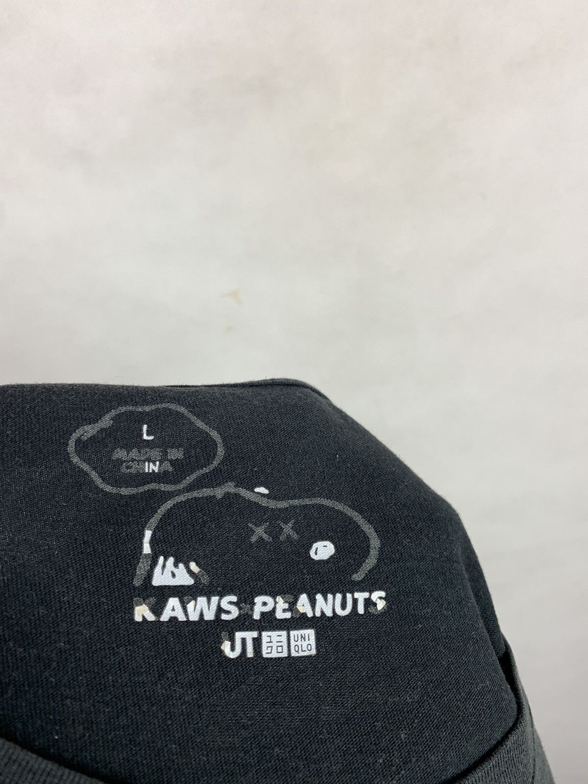 Kaws × Peanuts × Uniqlo Offer! Peanuts Snoopy Kaws Uniqlo Pocket Tee Streetwear Size US L / EU 52-54 / 3 - 7 Thumbnail