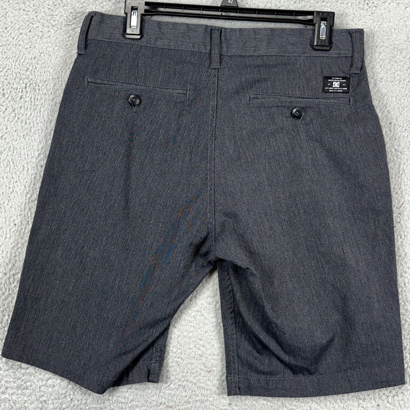 Vintage DC Shoes Mens Skate Shorts 30 Gray Flat Front Pockets Athletic Casual Outdoor Walking Shirt? Size US 30 / EU 46 - 2 Thumbnail