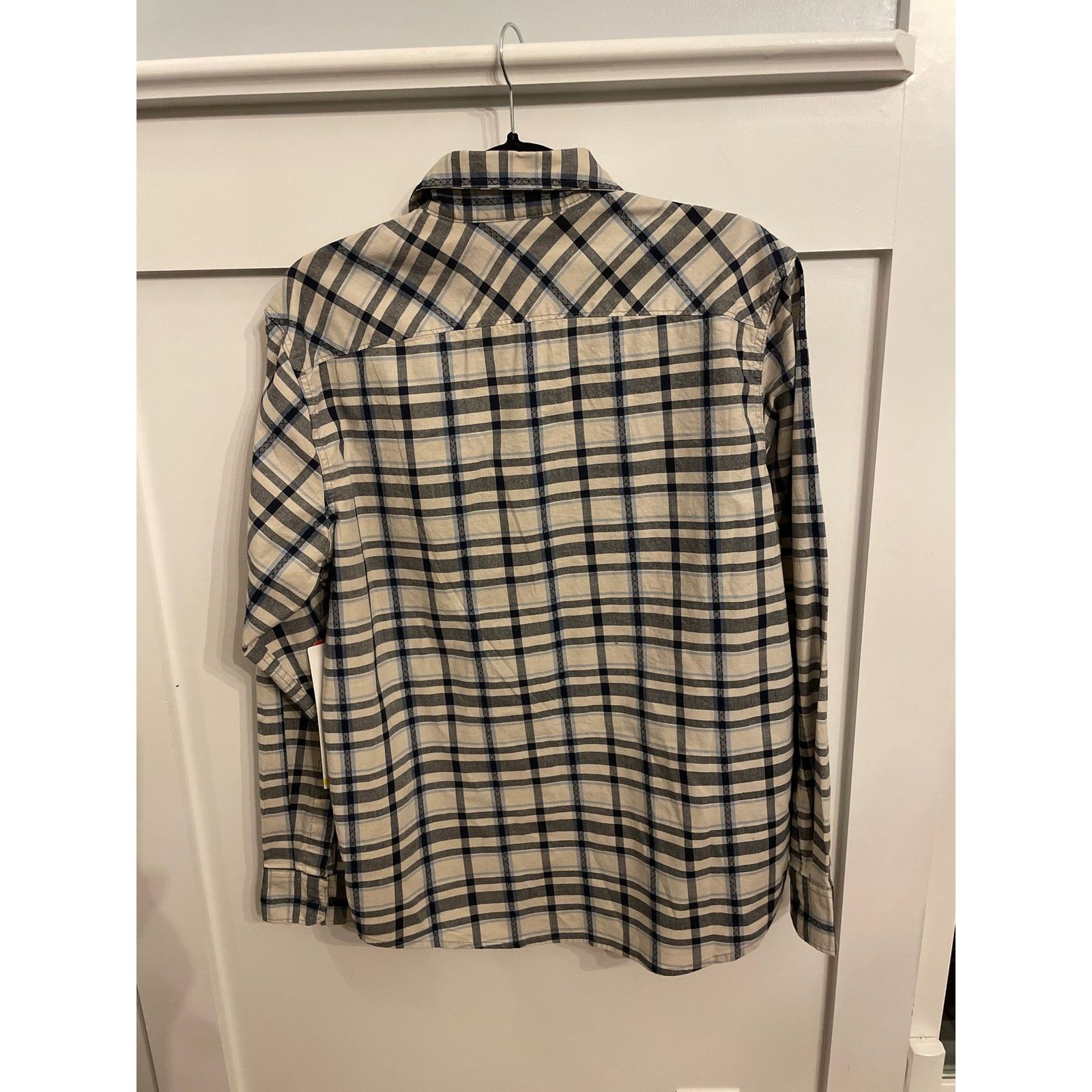Wrangler NWT Wrangler Men's Utility Plaid Button Down, sz M Size US M / EU 48-50 / 2 - 8 Thumbnail