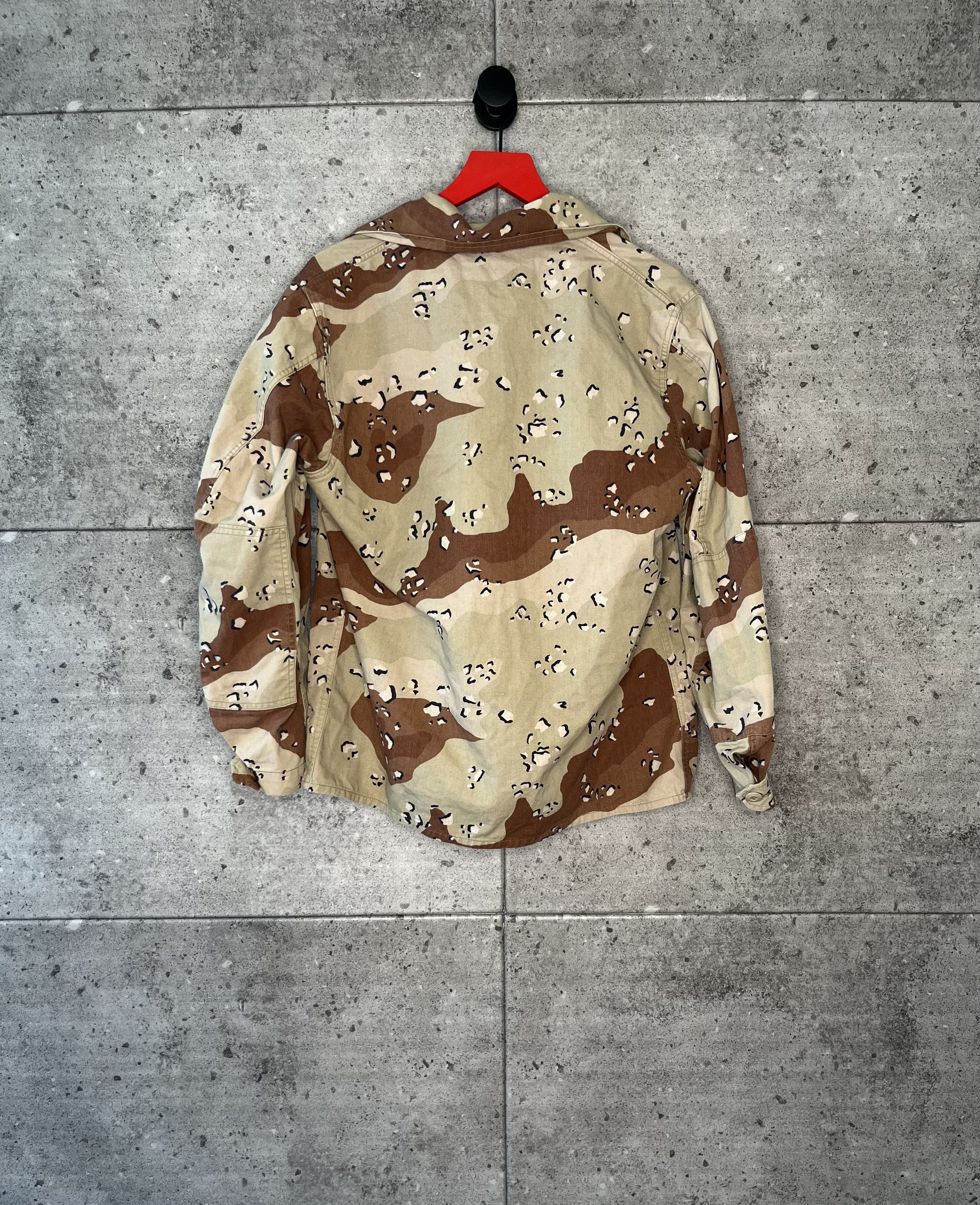 Vintage Vintage desert chocolate chip camo US army jacket Size US M / EU 48-50 / 2 - 2 Thumbnail
