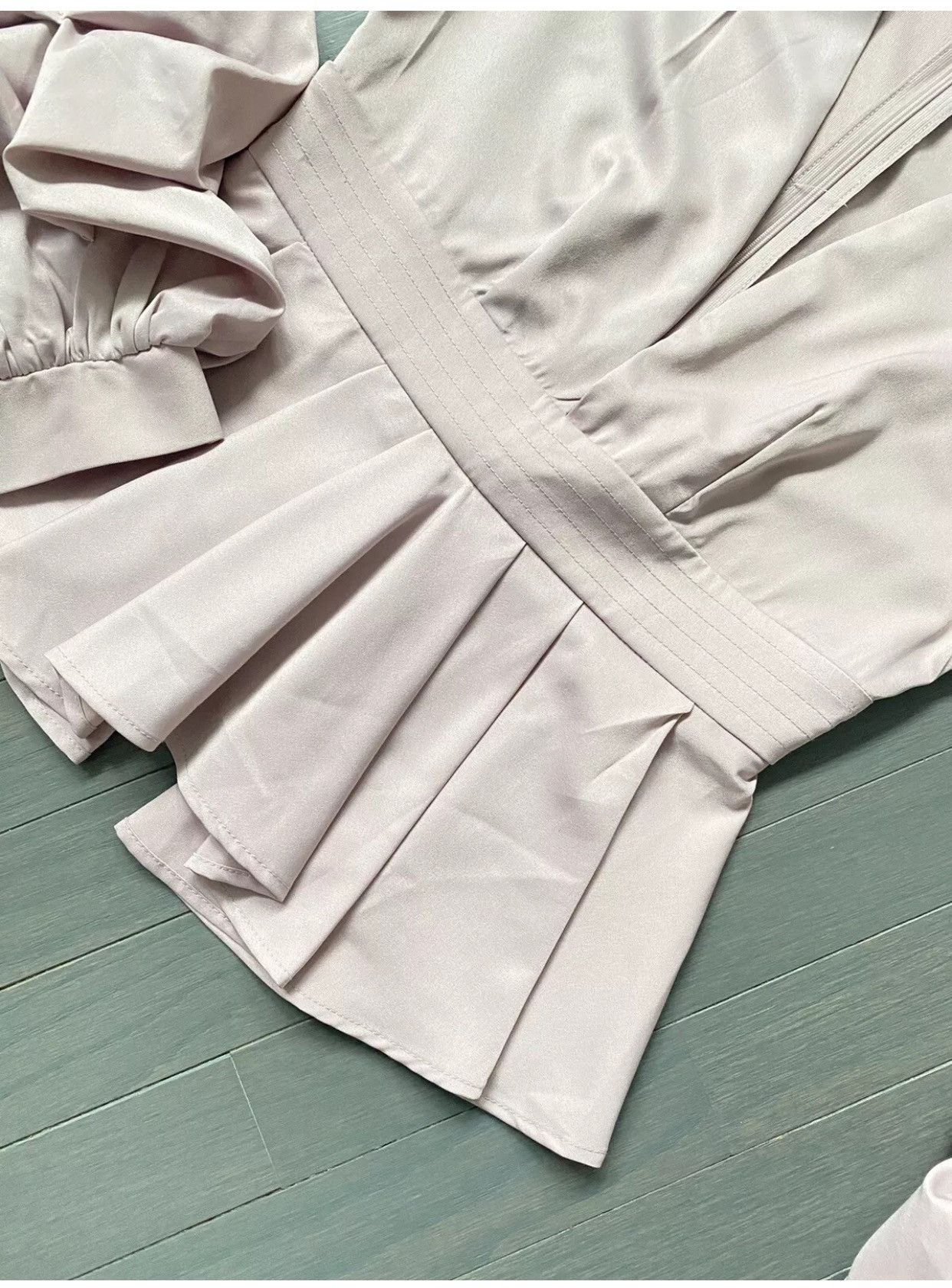 Other BANJUL V Neck Ruffle Sleeve Peplum Blouse Size S / US 4 / IT 40 - 7 Thumbnail
