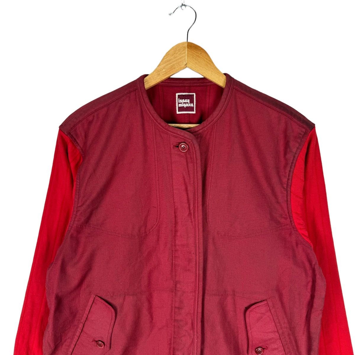 Issey Miyake 🌟70s ISSEY MIYAKE CHERRY RED BUTTON JACKET Size M / US 6-8 / IT 42-44 - 3 Thumbnail